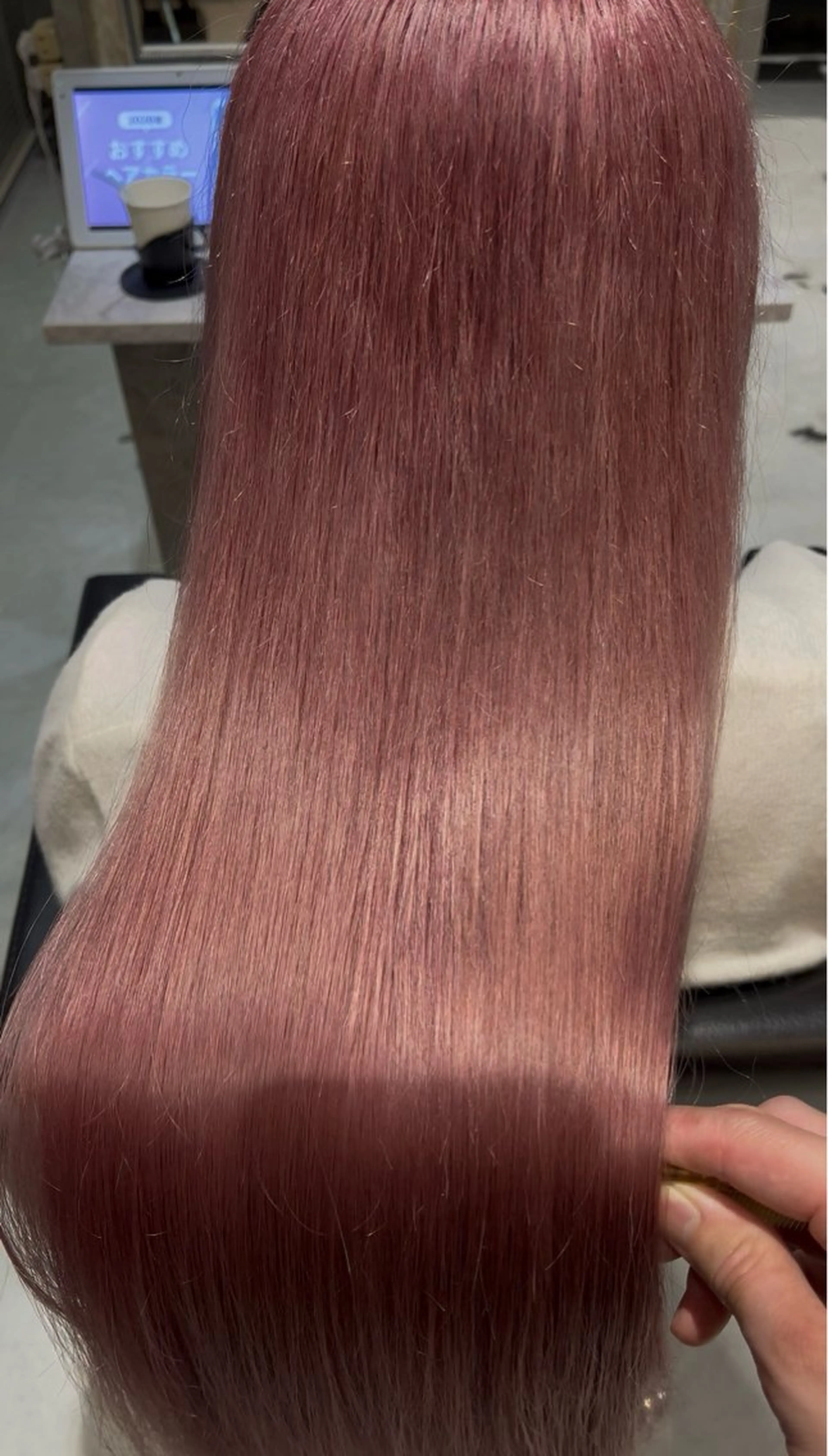 ロング カラー ブリーチ ダブルカラー ヘアカラー ✨透明感／艶／ レイヤー／相原楓🍁のヘアスタイル