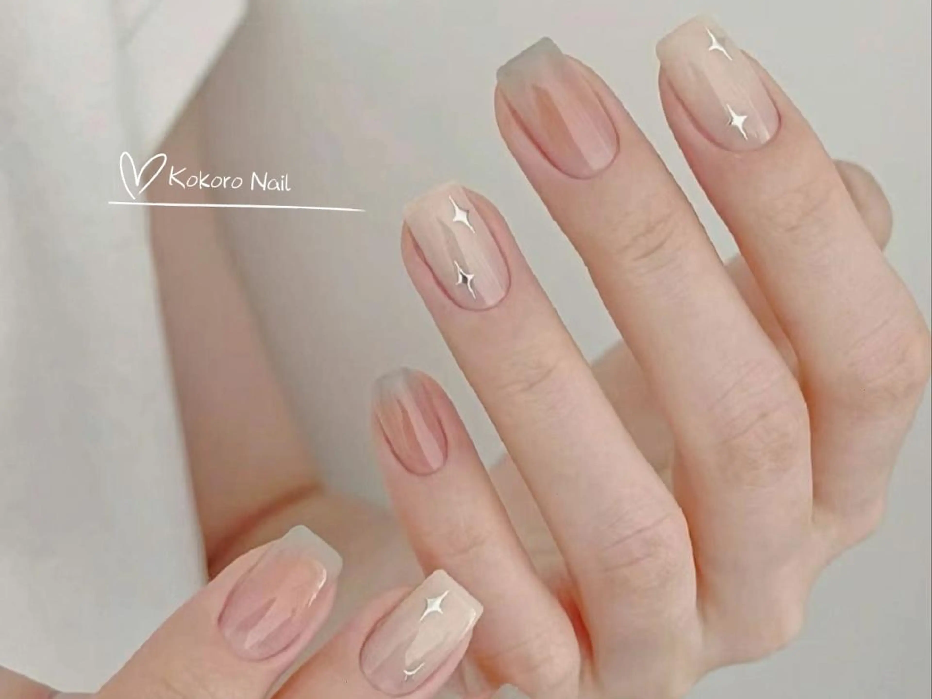 ネイル ハンドネイル ハンドケア Christina 🌸のネイルデザイン