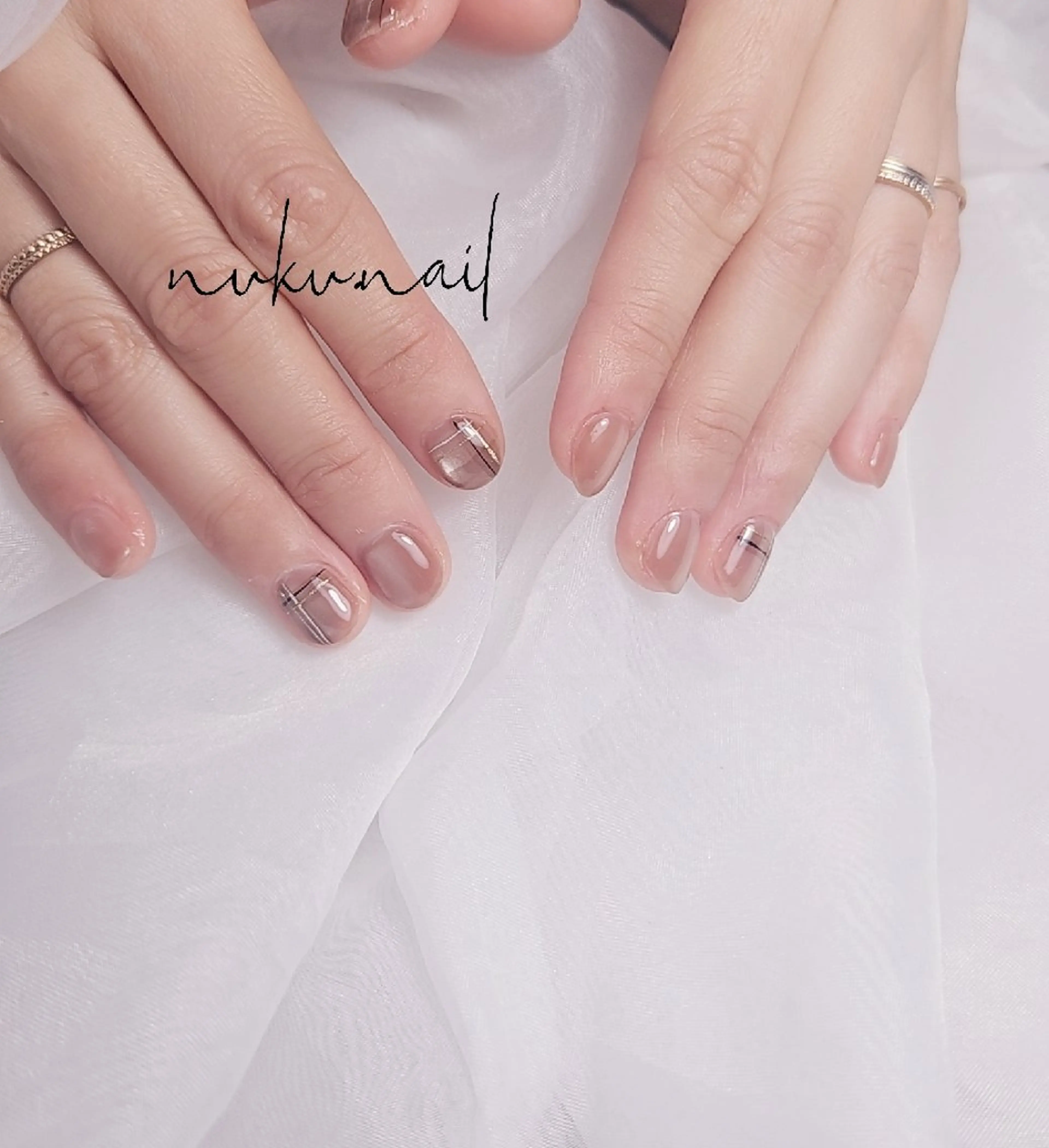 ネイル シンプルネイル nuku.nail 　namiのネイルデザイン