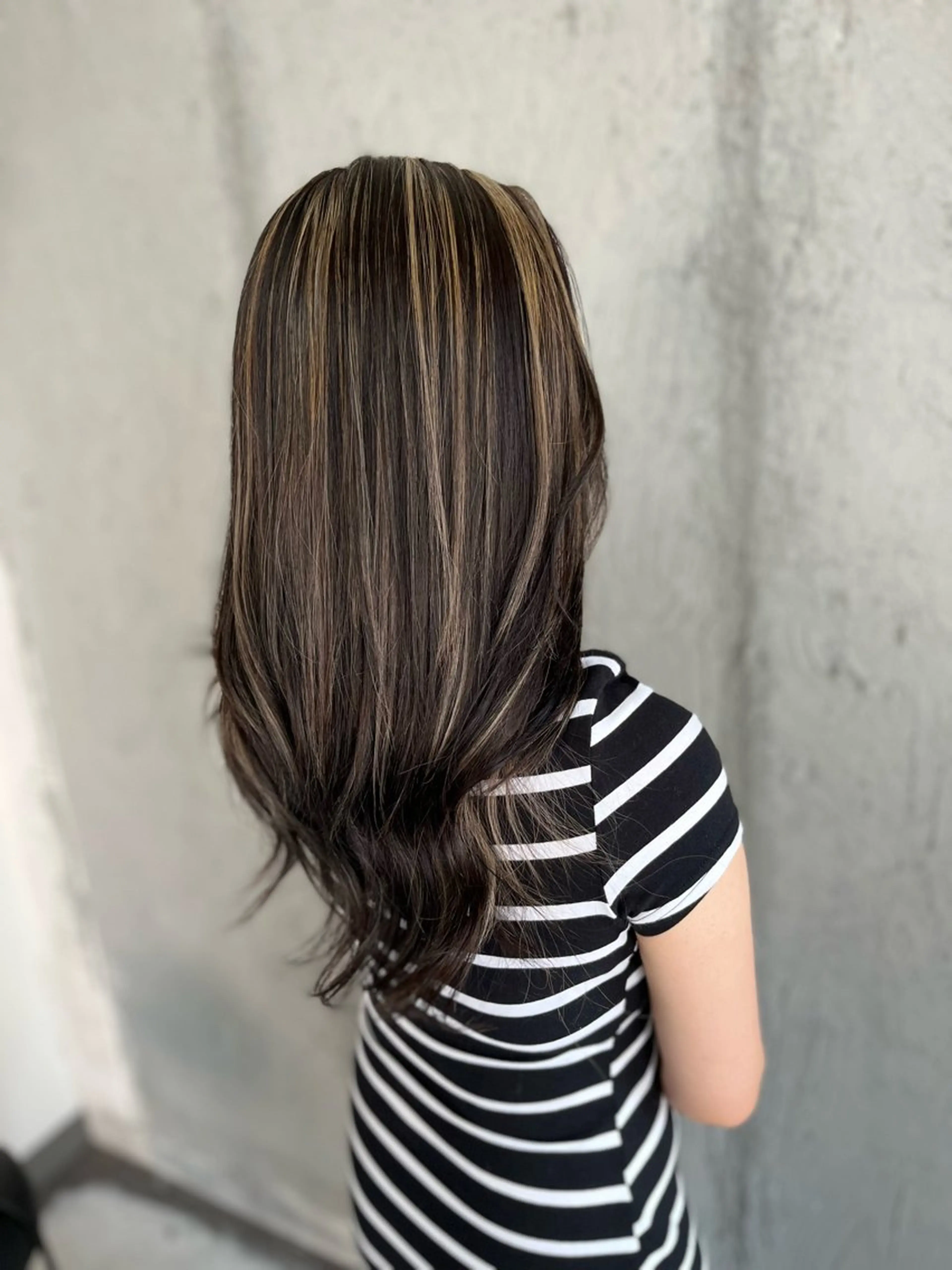 セミロング ヘアカラー Mariana雛/ 西大分/ハイライトのヘアスタイル