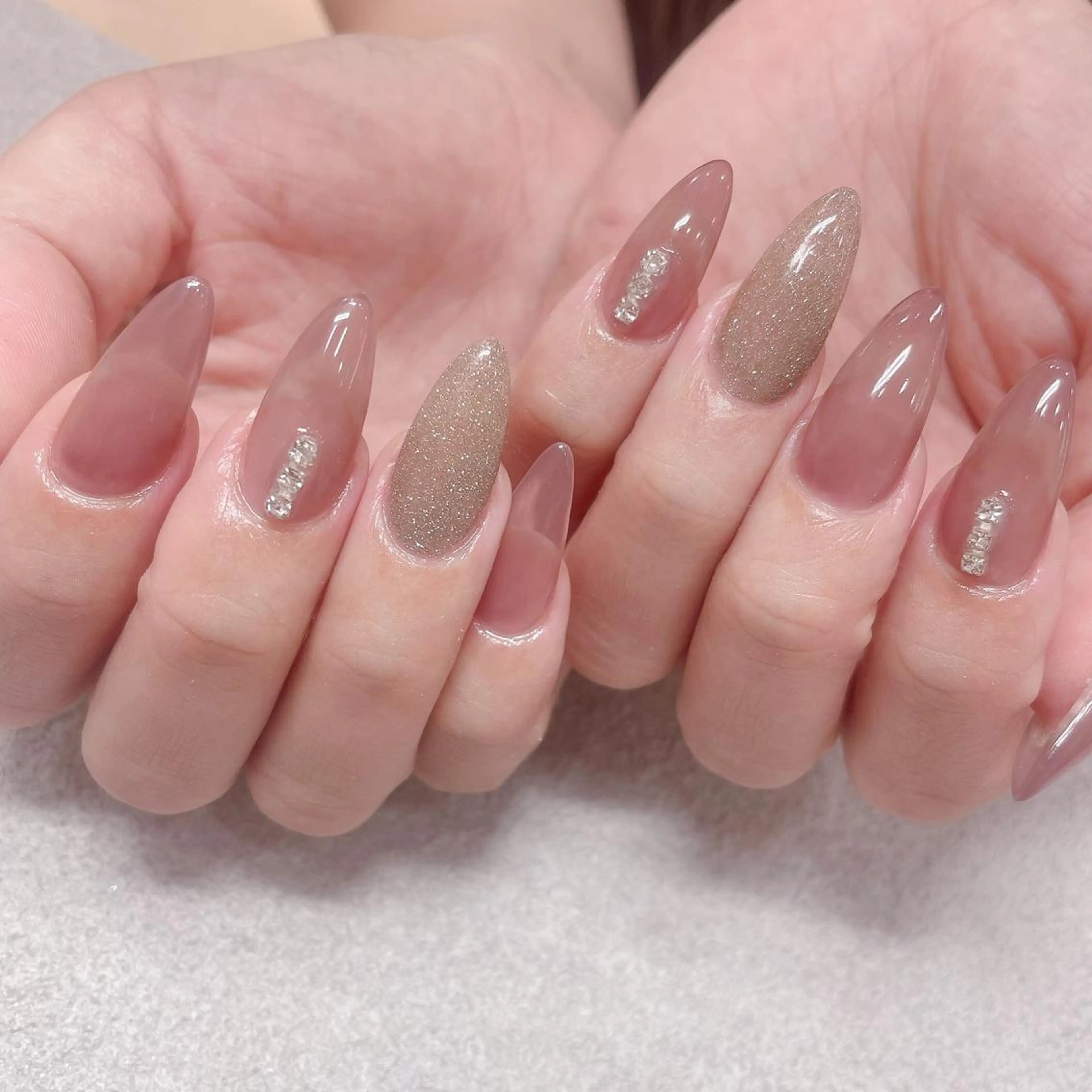 ネイル バニーアイズ　ネイル ニューオータニ博多店のネイルデザイン