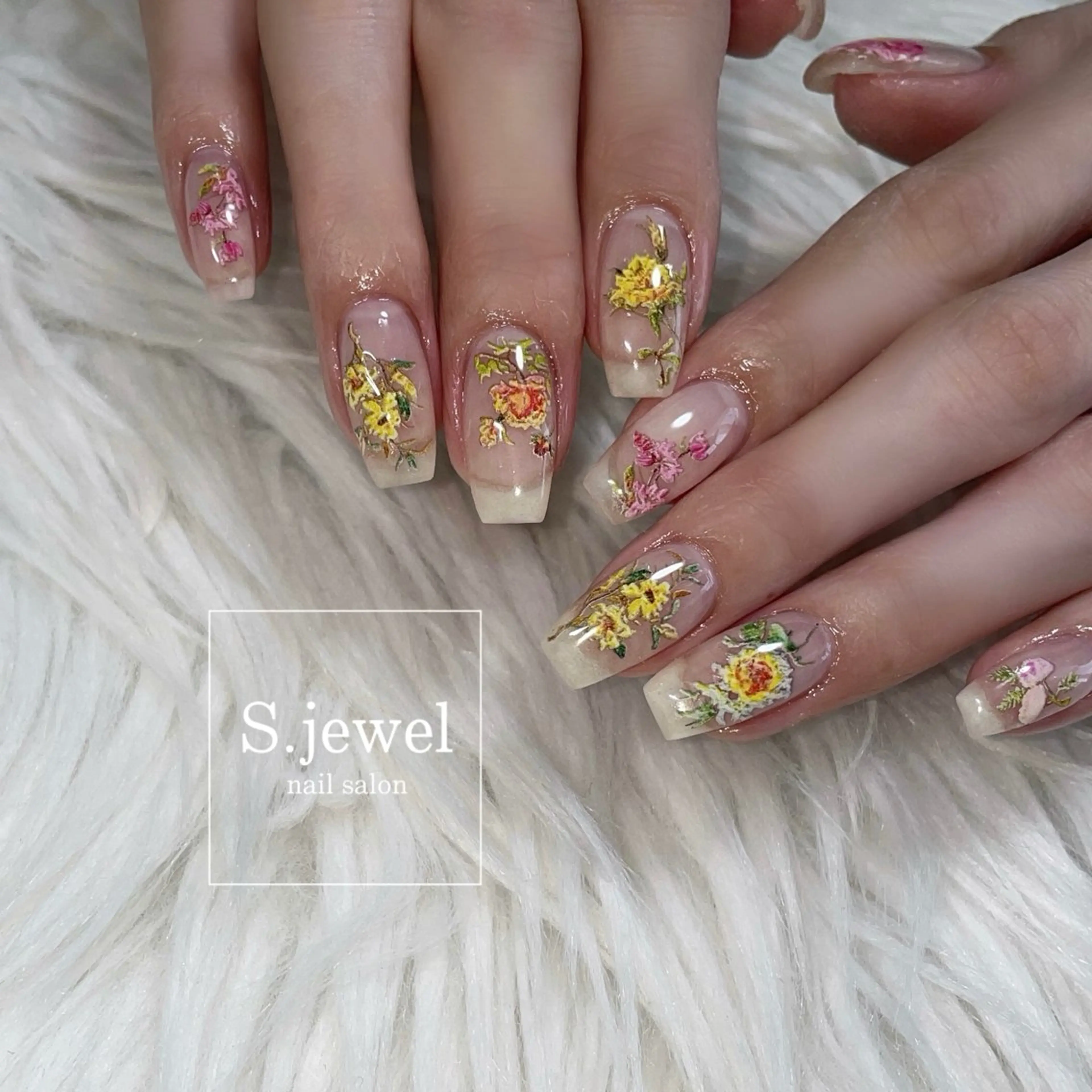 ネイル S♡JEWEL所属・S. JEWELのネイルデザイン