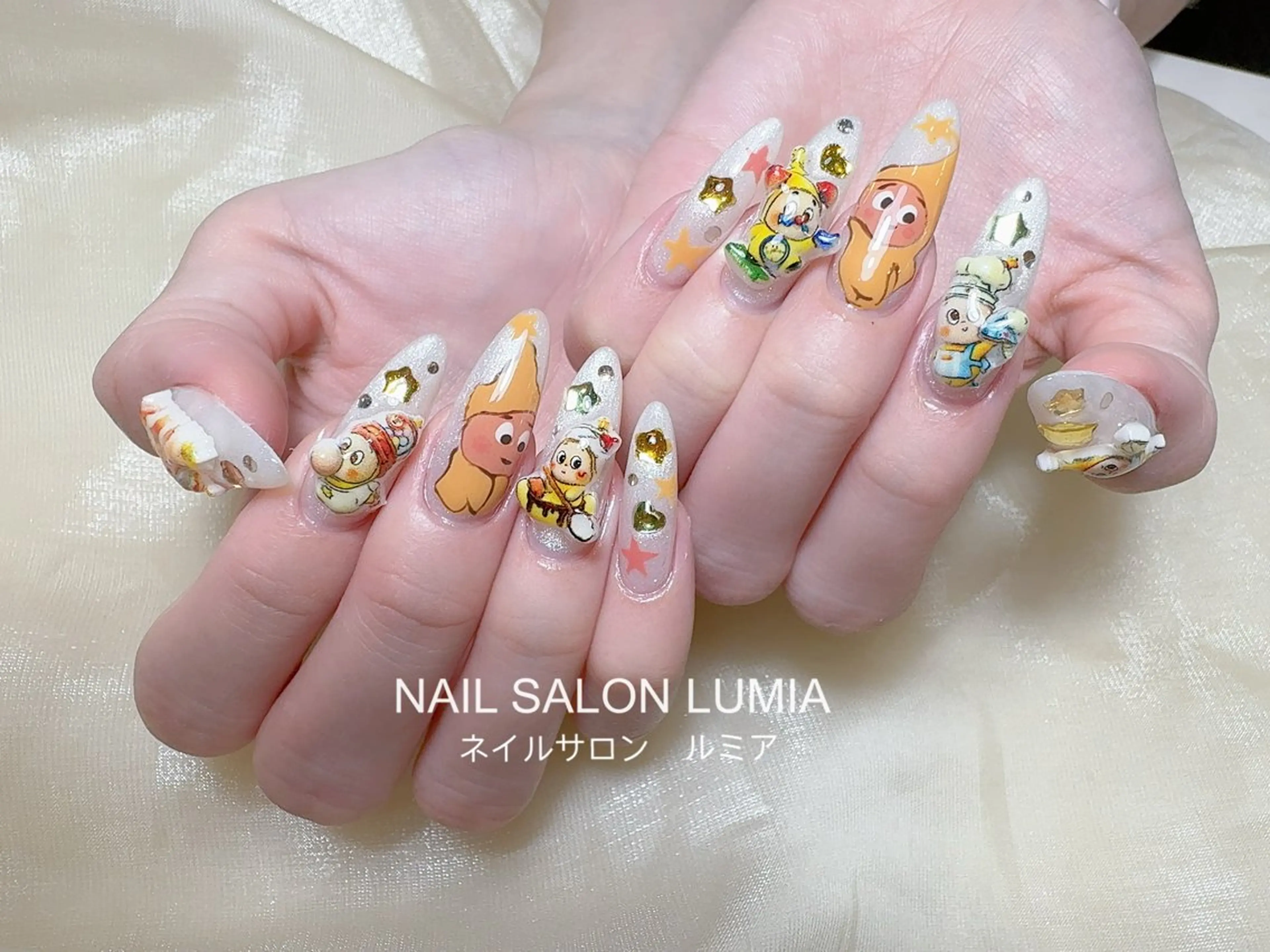 ネイル ハンドネイル ネイルサロン ルミア Lumia 店長のネイルデザイン