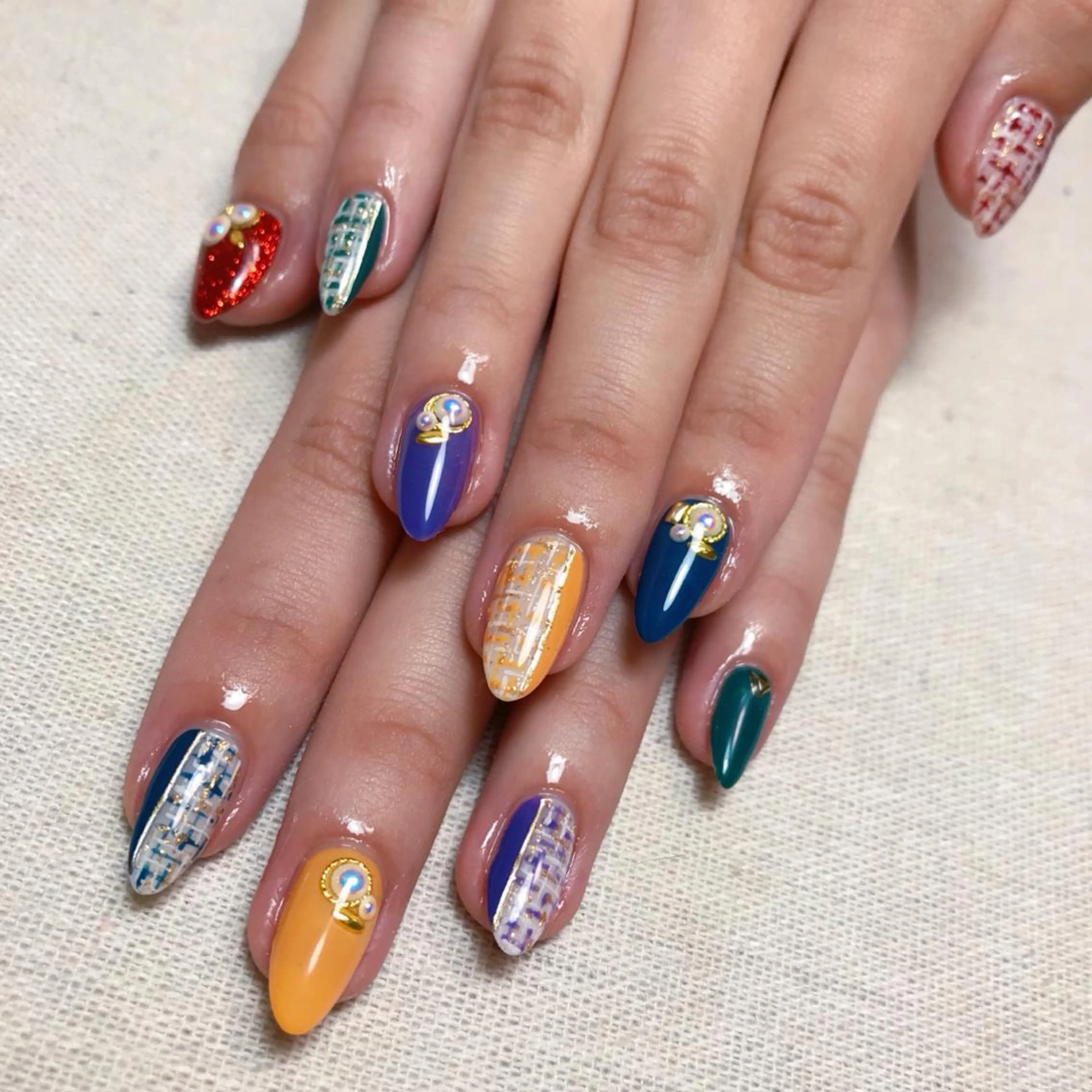 ネイル ハンドネイル 💅chainail _aiのネイルデザイン
