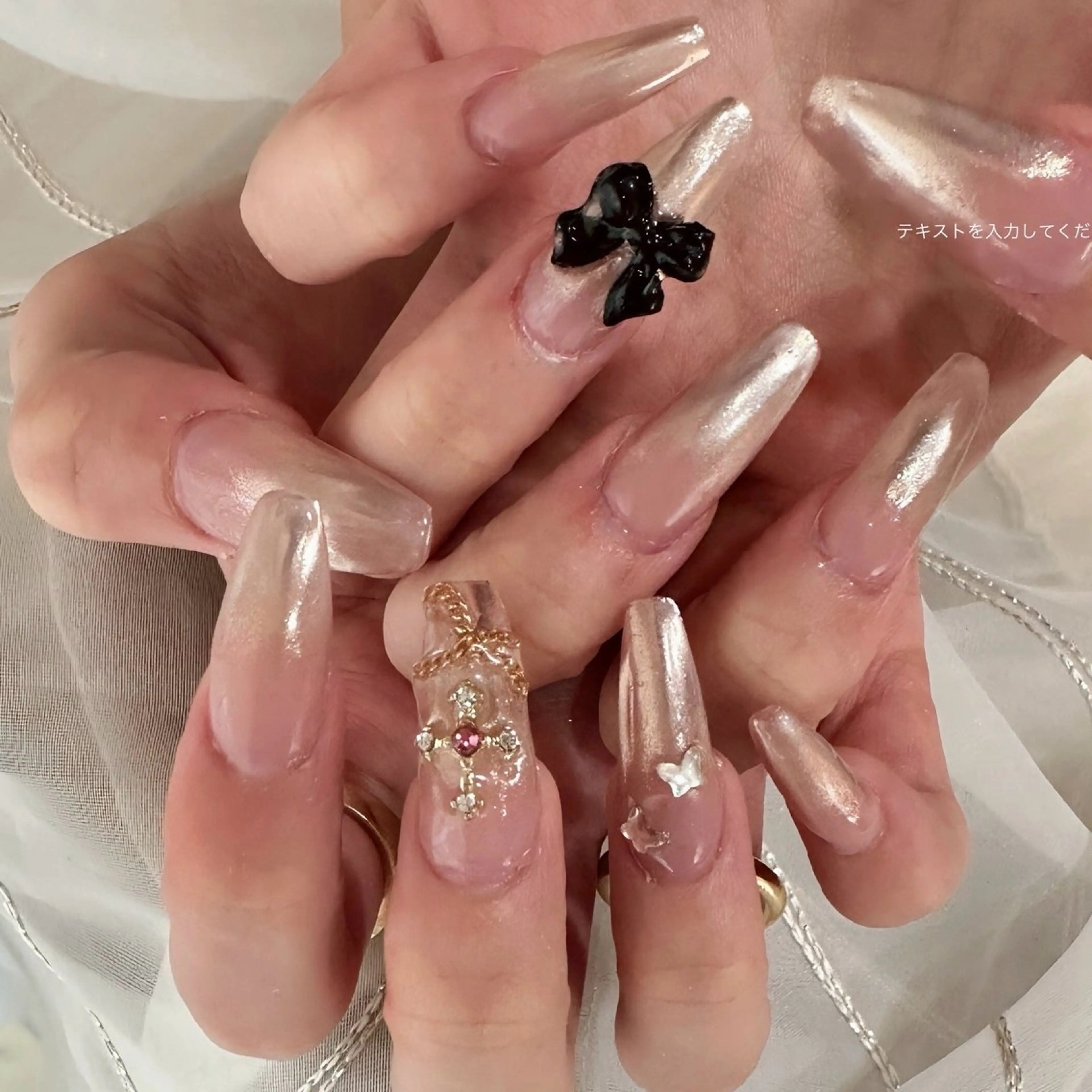 ネイル キラキラネイル 韓国ネイル ロングネイル ミラーネイル ワンホンネイル private. nailsalonのネイルデザイン