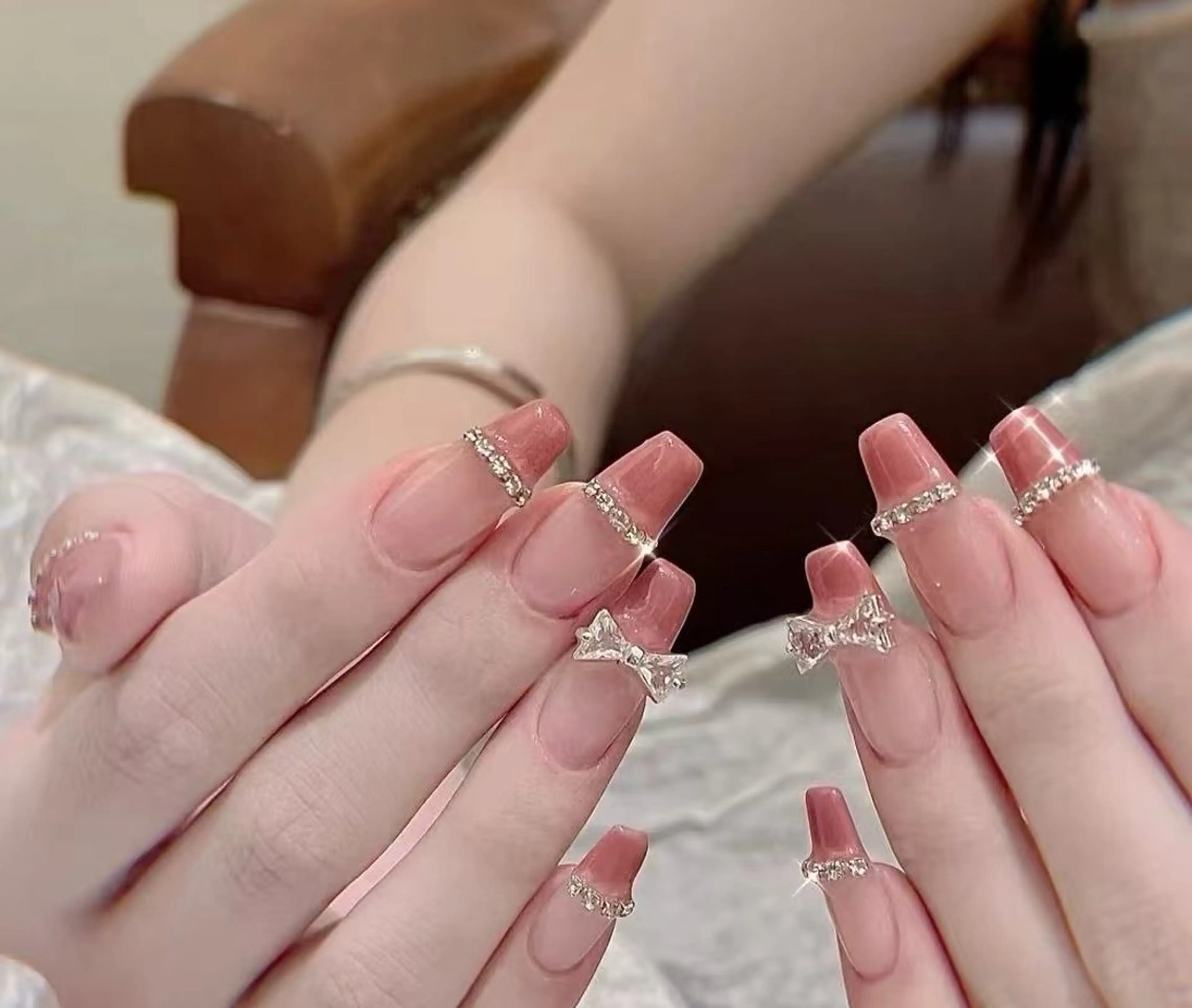 ネイル オーロラネイル フラワーネイル フットネイル フレンチネイル ジェルネイル ハンドネイル 相沢 さやかのネイルデザイン