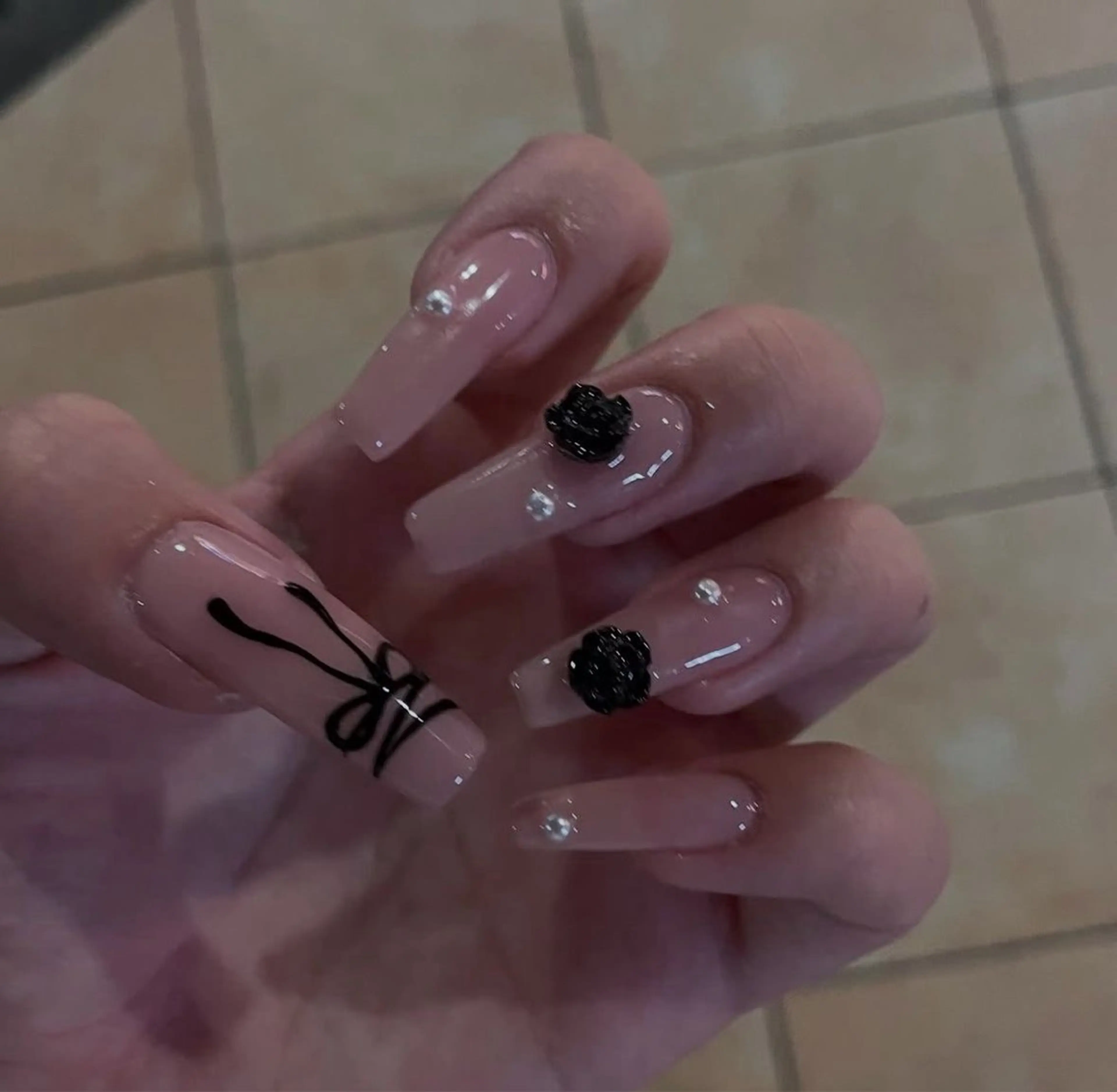 ネイル アートネイル 長さ出し ジェルネイル マグネットネイル ニュアンスネイル ハンドネイル KIM キムのネイルデザイン