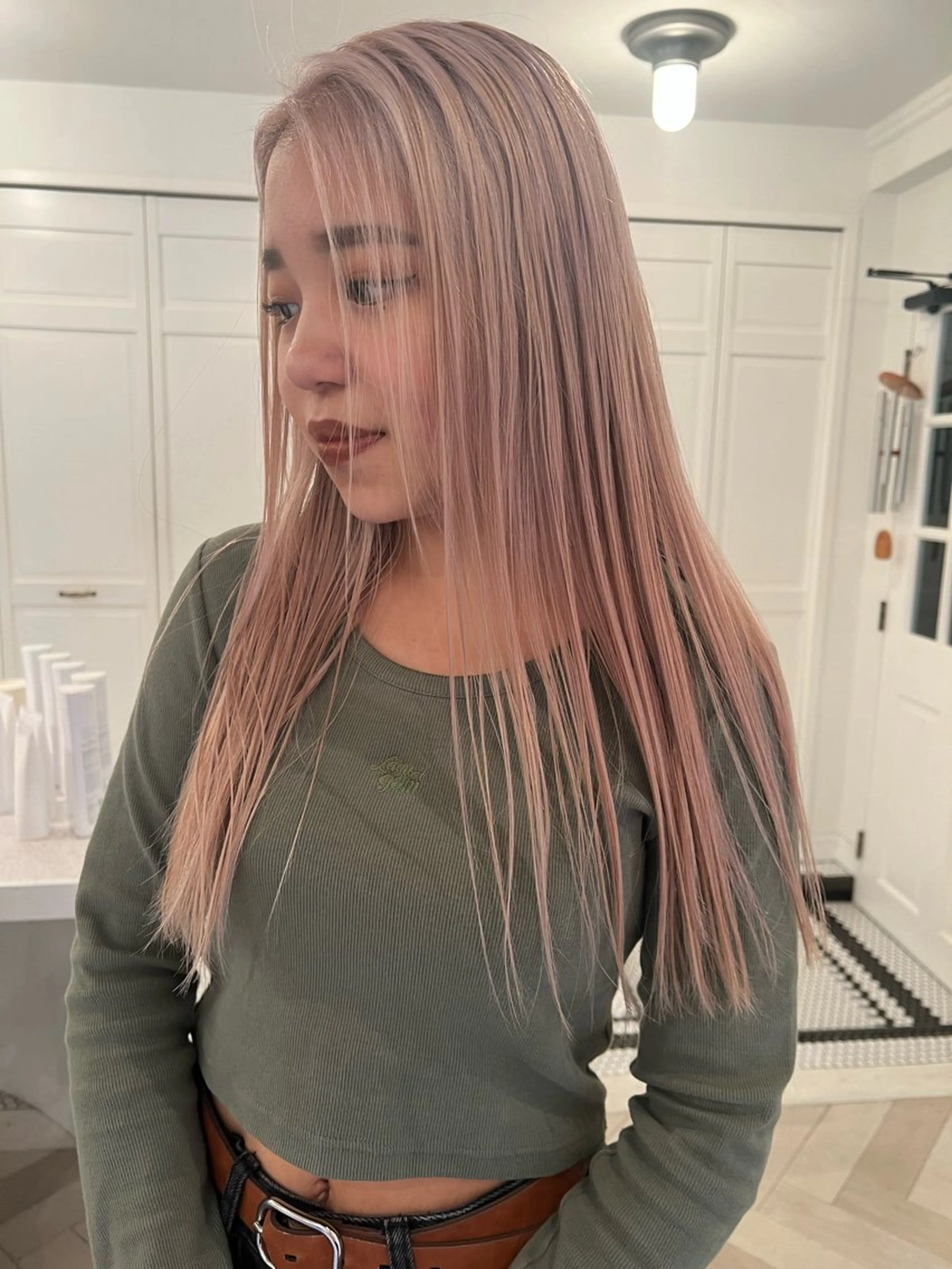 カラー ヘアカラー ブリーチカラー🎀 韓国風/寺門美優のヘアスタイル