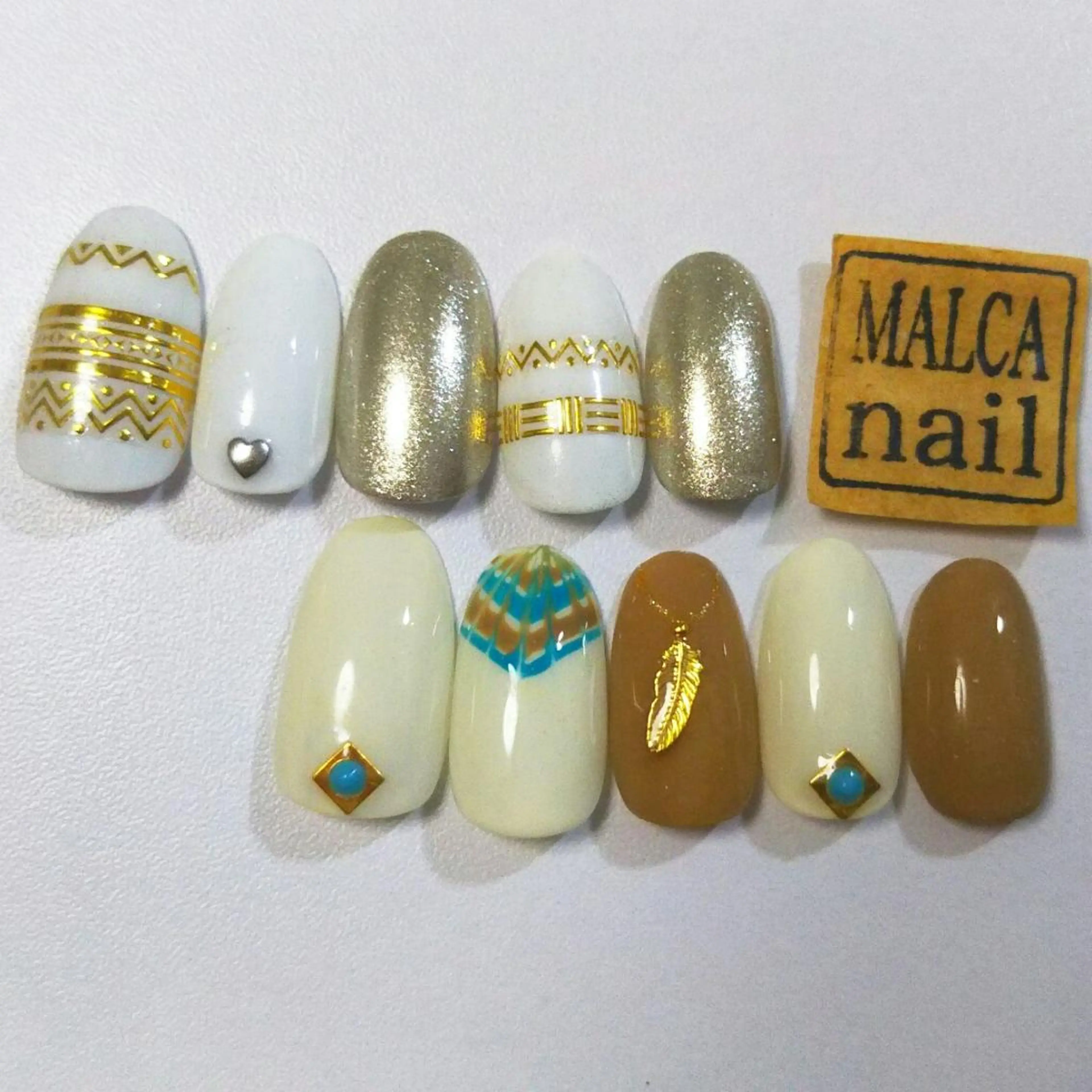 ネイル MALCAnail(マルカネイル)所属・荒木 莉奈のネイルデザイン