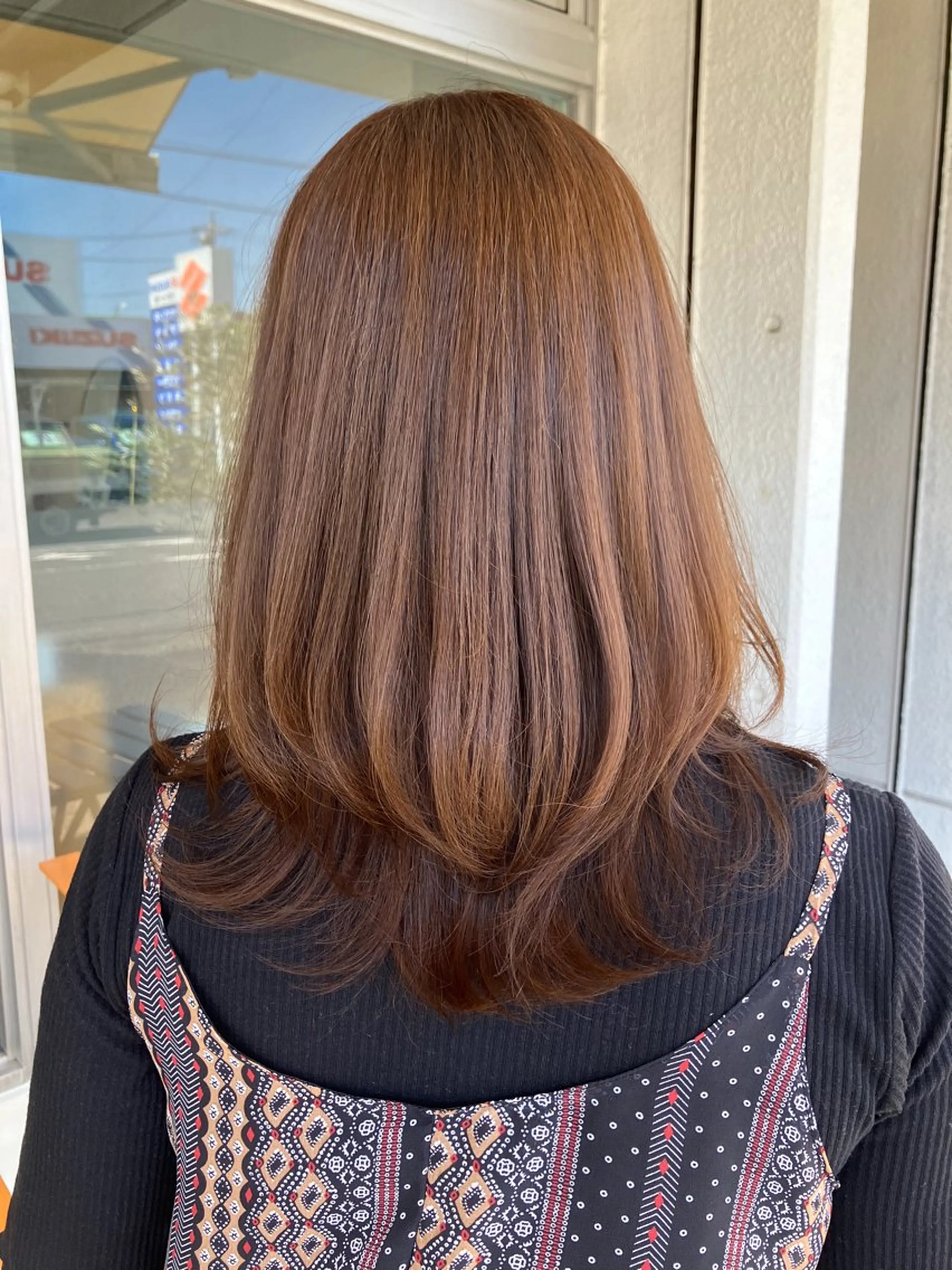 セミロング カラー ベージュカラー 顔周りカット ヘアカラー トリートメント 【ツヤ髪特化】 スズキアキエのヘアスタイル