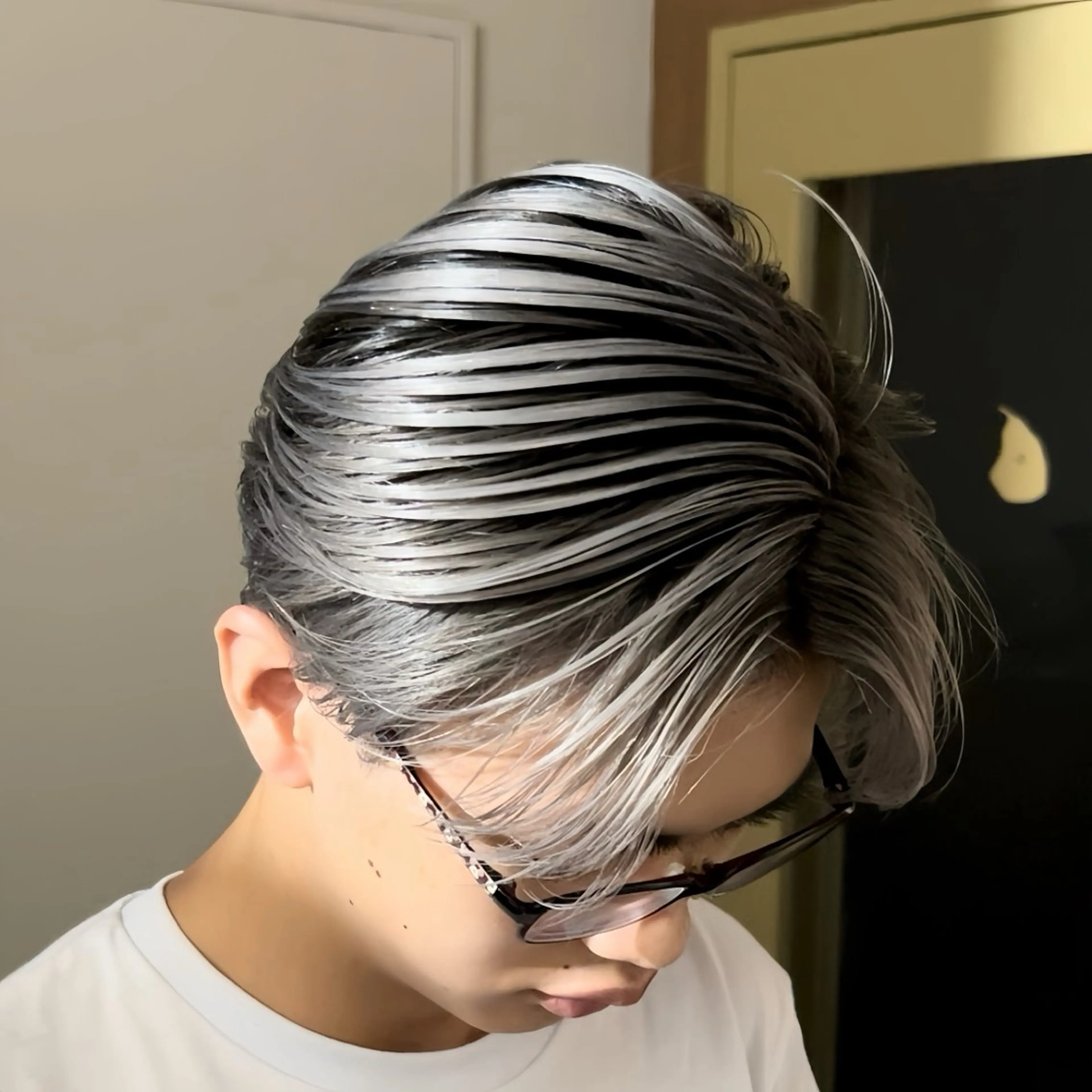 ミディアム カラー メンズバレイヤージュ 🔥メンズカット🔥のヘアスタイル