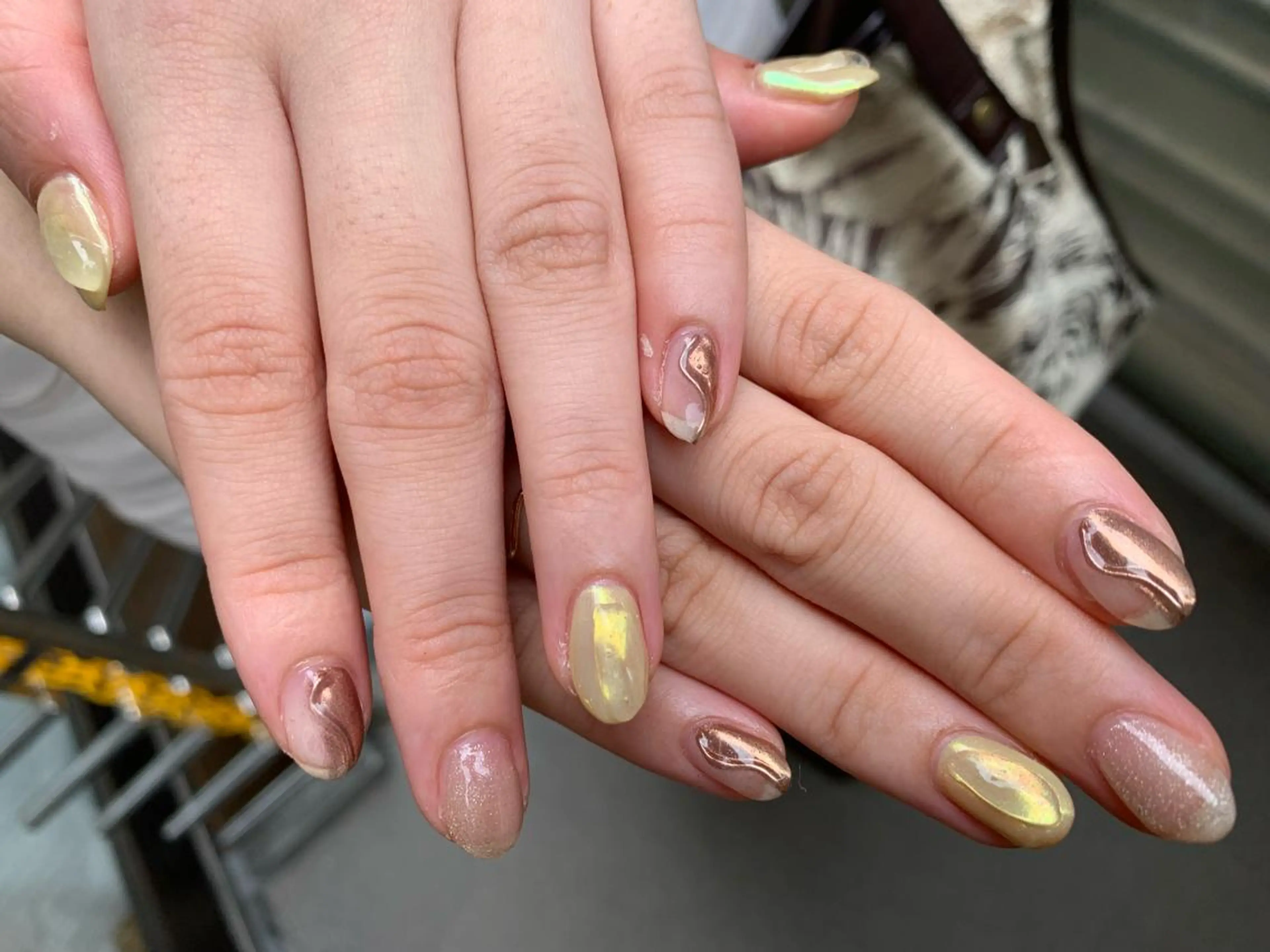 ネイル ニュアンスネイル マキノ ユイのネイルデザイン