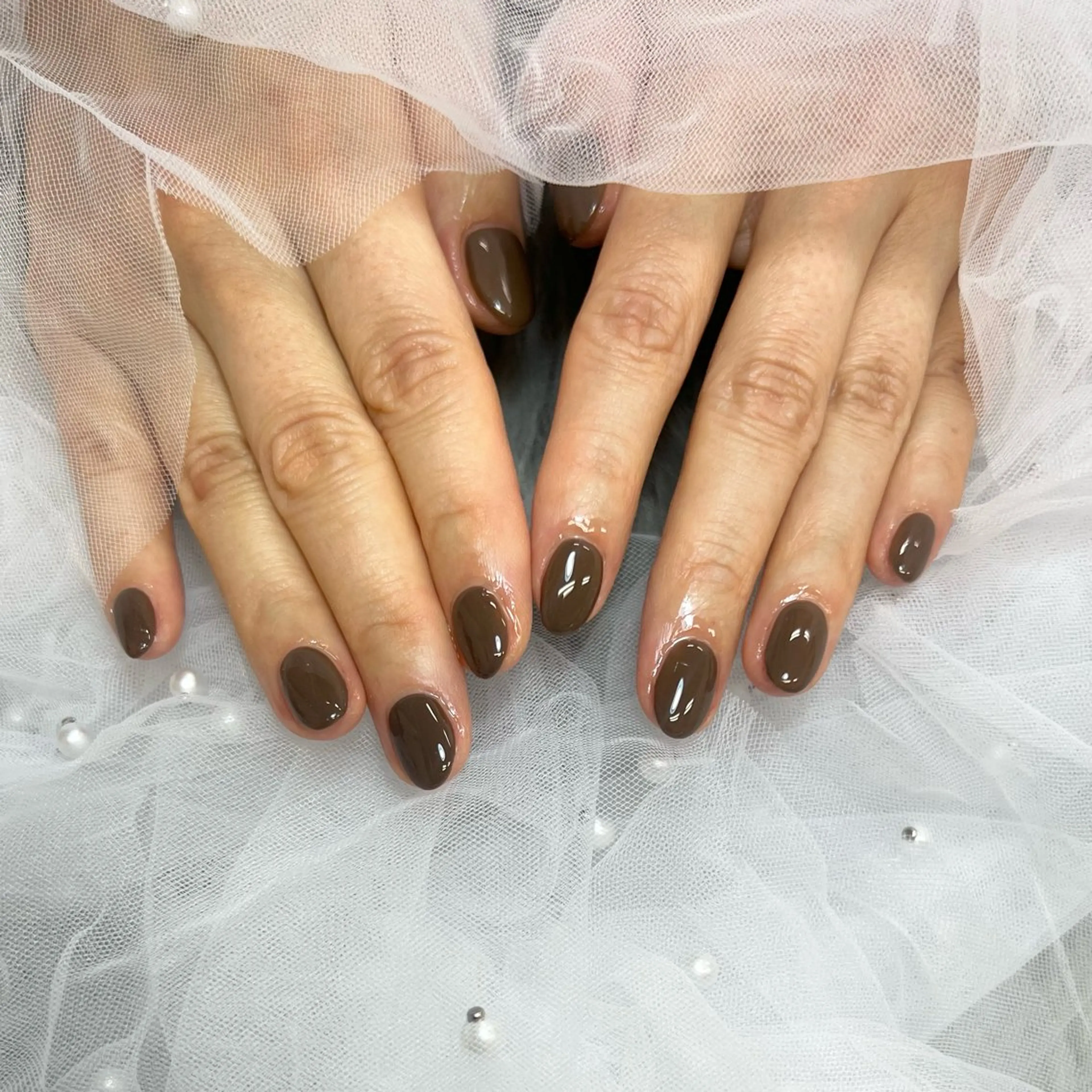 ネイル ブラウン ワンカラーネイル ショートネイル ハンドネイル NANA HARUKAのネイルデザイン