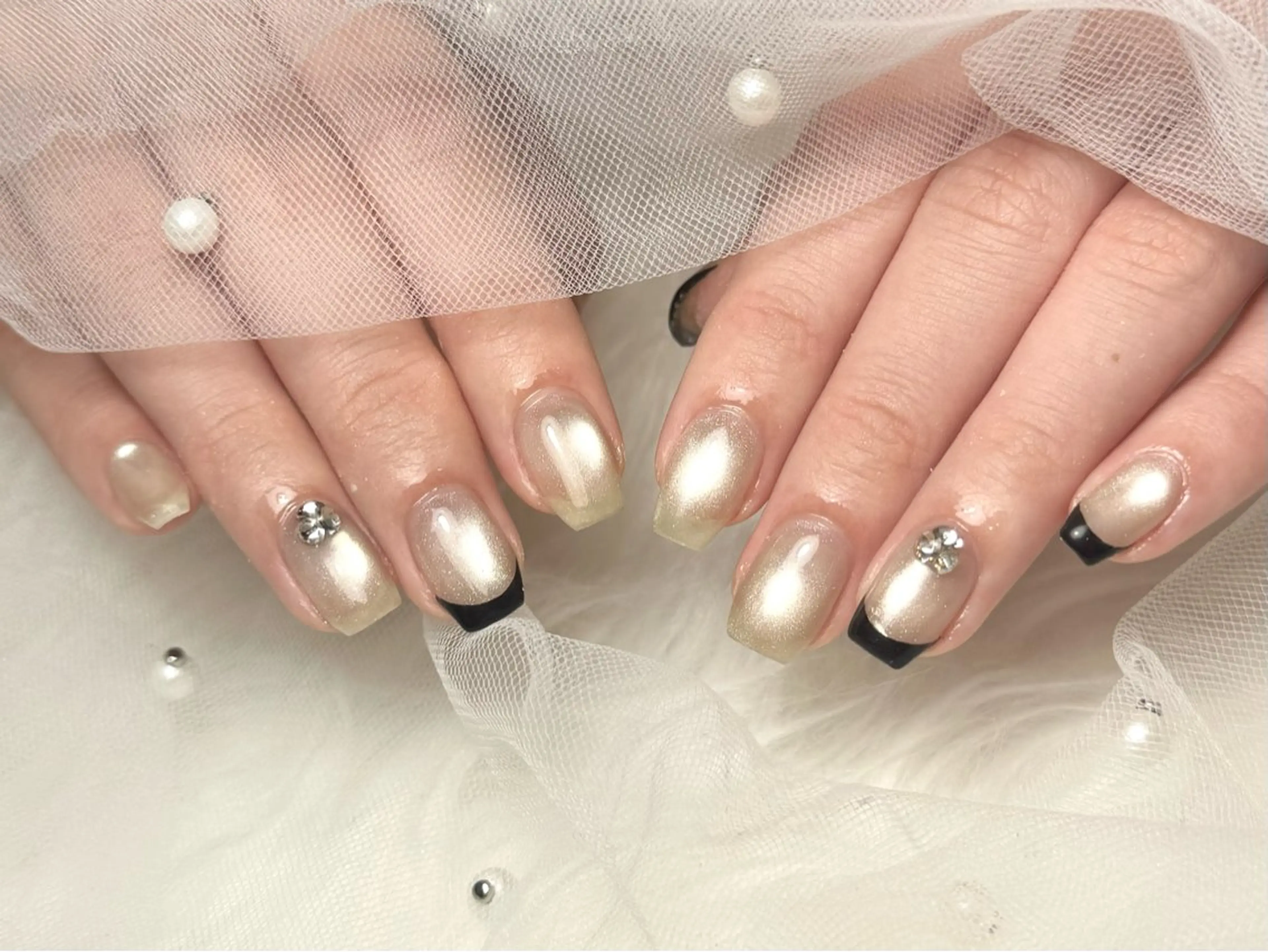 ネイル マグネットネイル ハンドネイル EmaNail＋KIHAKUYA東大阪瓢箪山店所属・EmaNail YUIのネイルデザイン