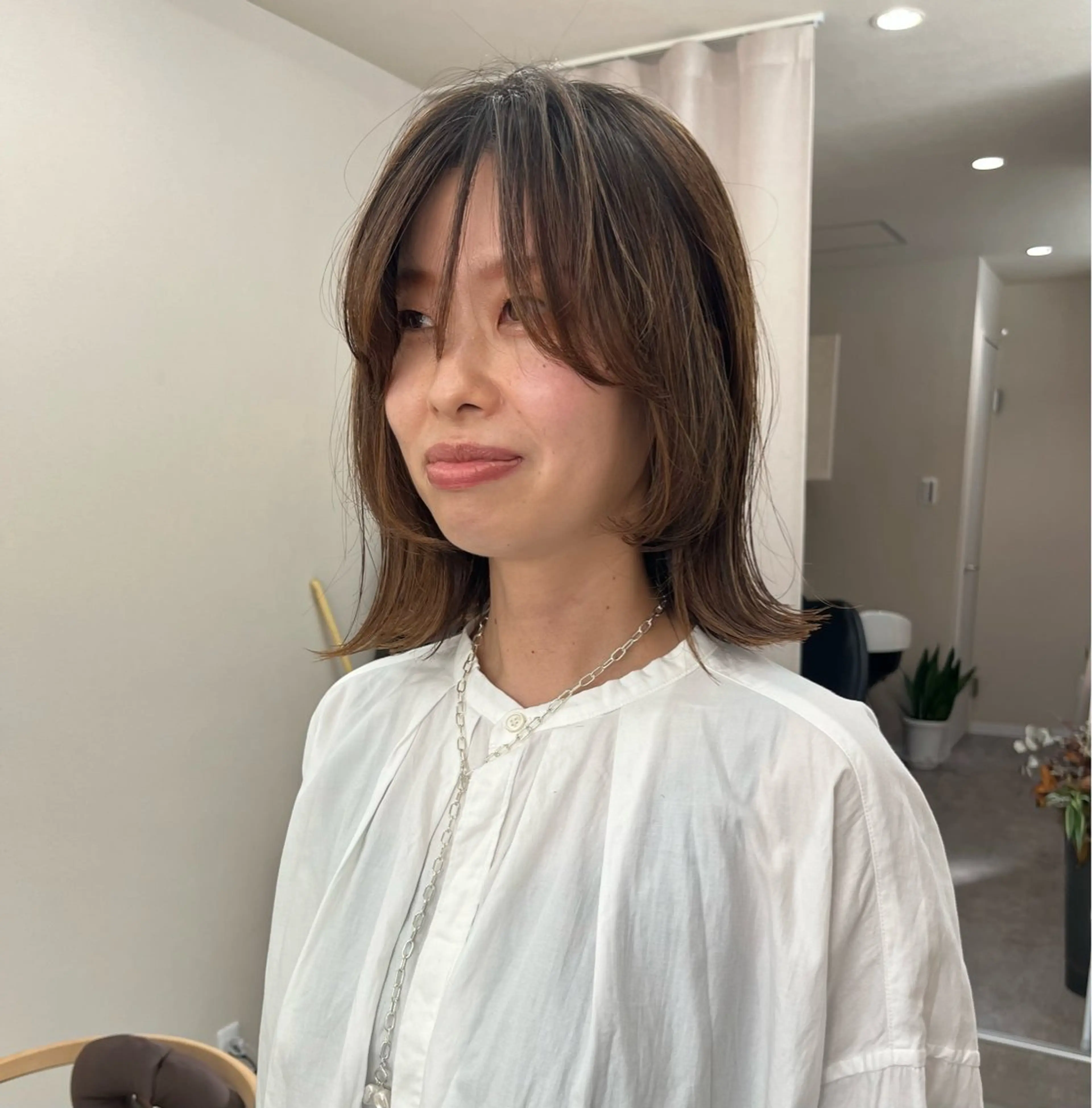 ミディアム カラー レイヤーカット ウルフカット Hareru 豊田 修廣のヘアスタイル