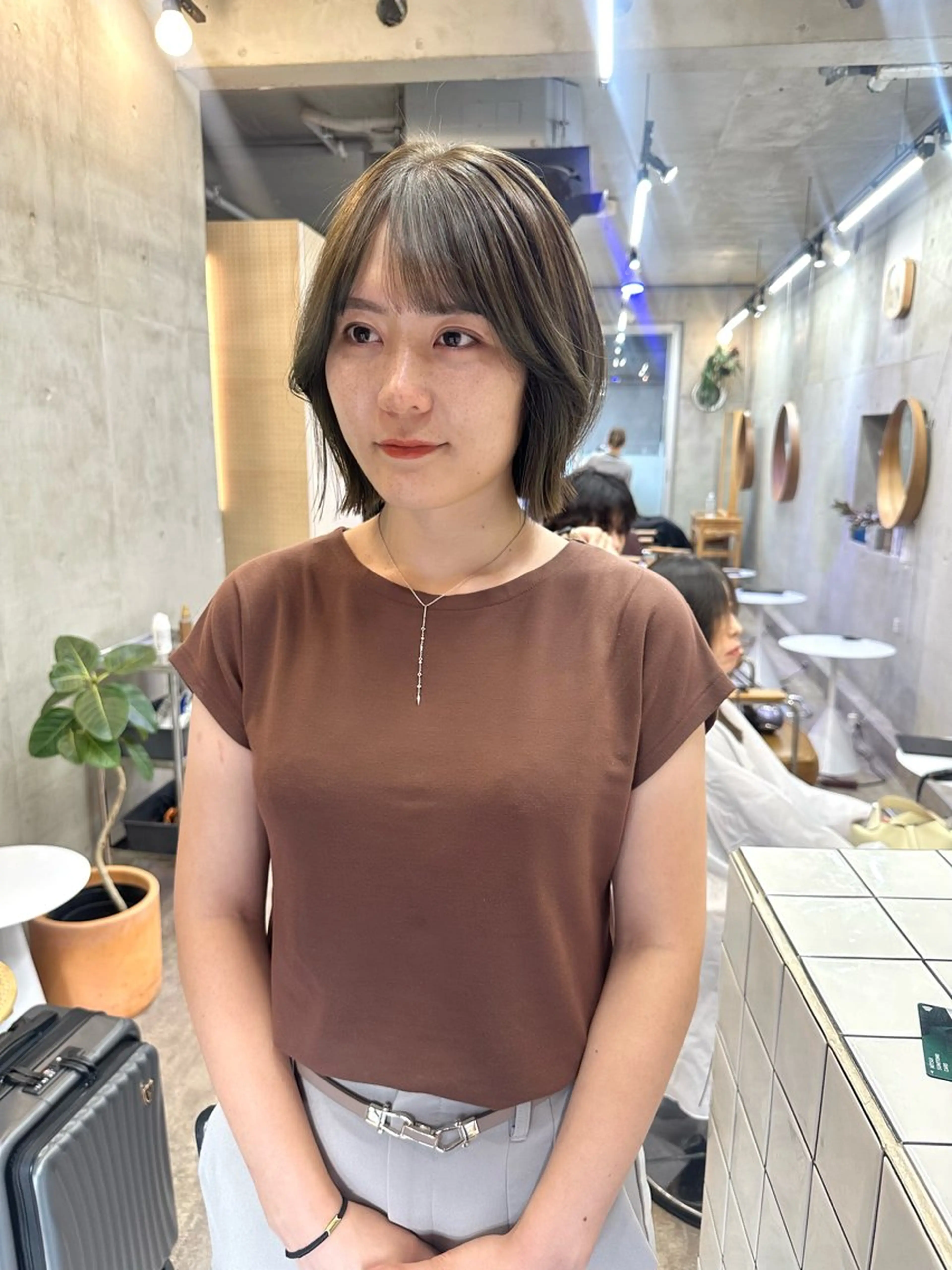 ショート カラー ボブレイヤー ベージュカラー オリーブベージュ ボブ レイヤーカット カットモデル募集中 ／HARUKA🎀のヘアスタイル