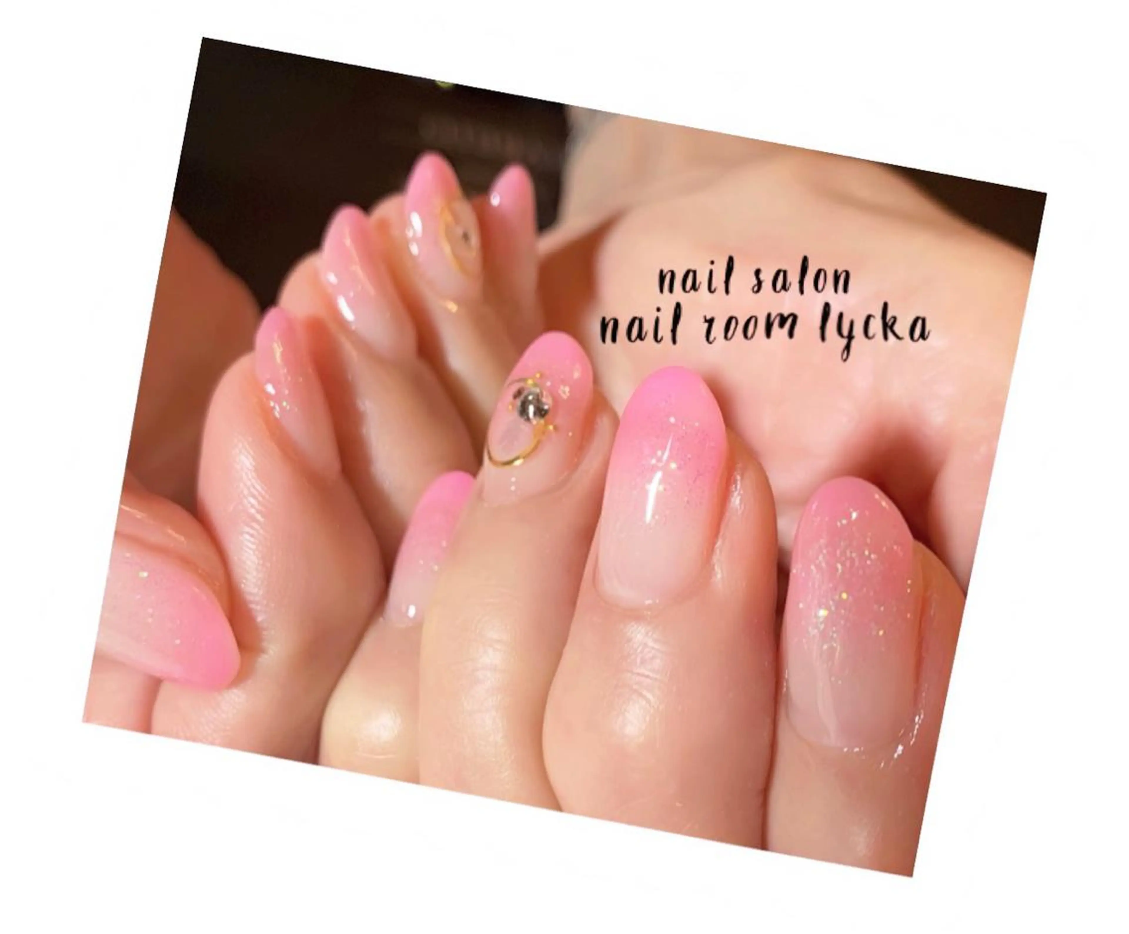 ネイル ﾈｲﾙﾙｰﾑﾘｯｶ 𝐦𝐚𝐲𝐮のネイルデザイン