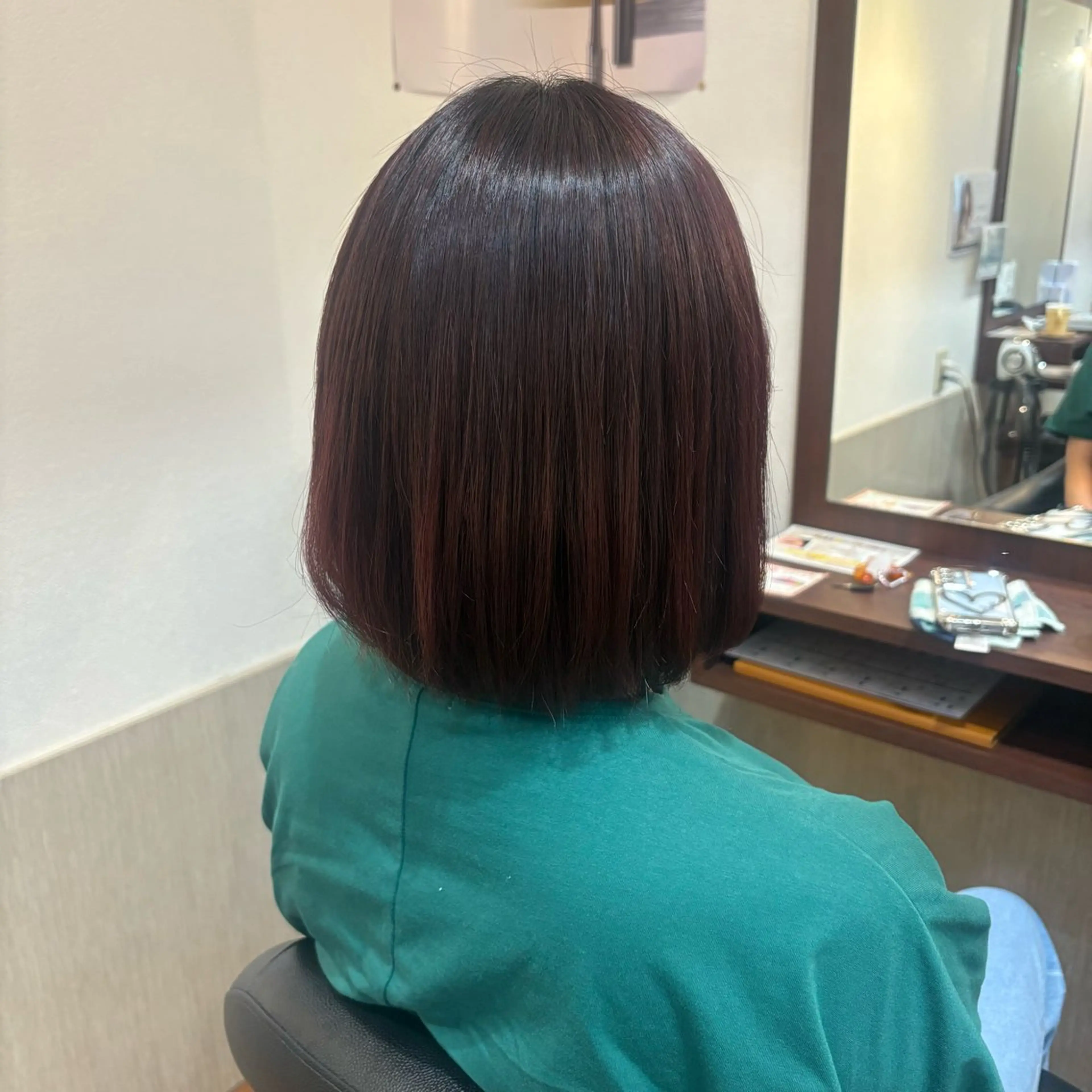 ミディアム カット ヘアカラー 縮毛矯正 トリートメント MOLLASALON 浅香山店所属・髪質改善カラー 縮毛矯正🤍辻桃加のヘアスタイル