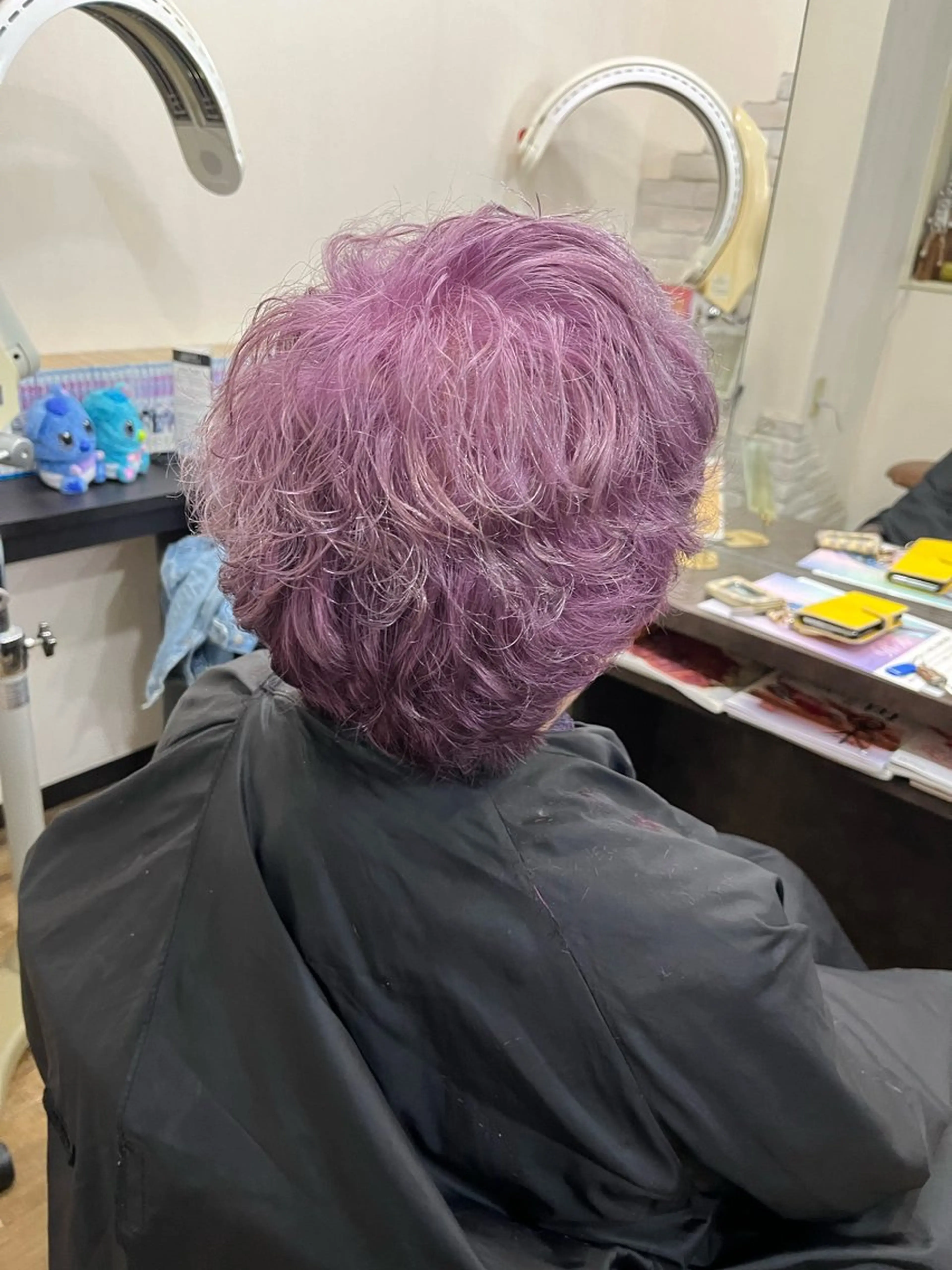 ショート カラー パーマ ベージュカラー ラベンダーカラー ピンクカラー ピンクラベンダー パープルカラー カット ヘアカラー きむえり/髪質改善 /うねり広がり改善のヘアスタイル