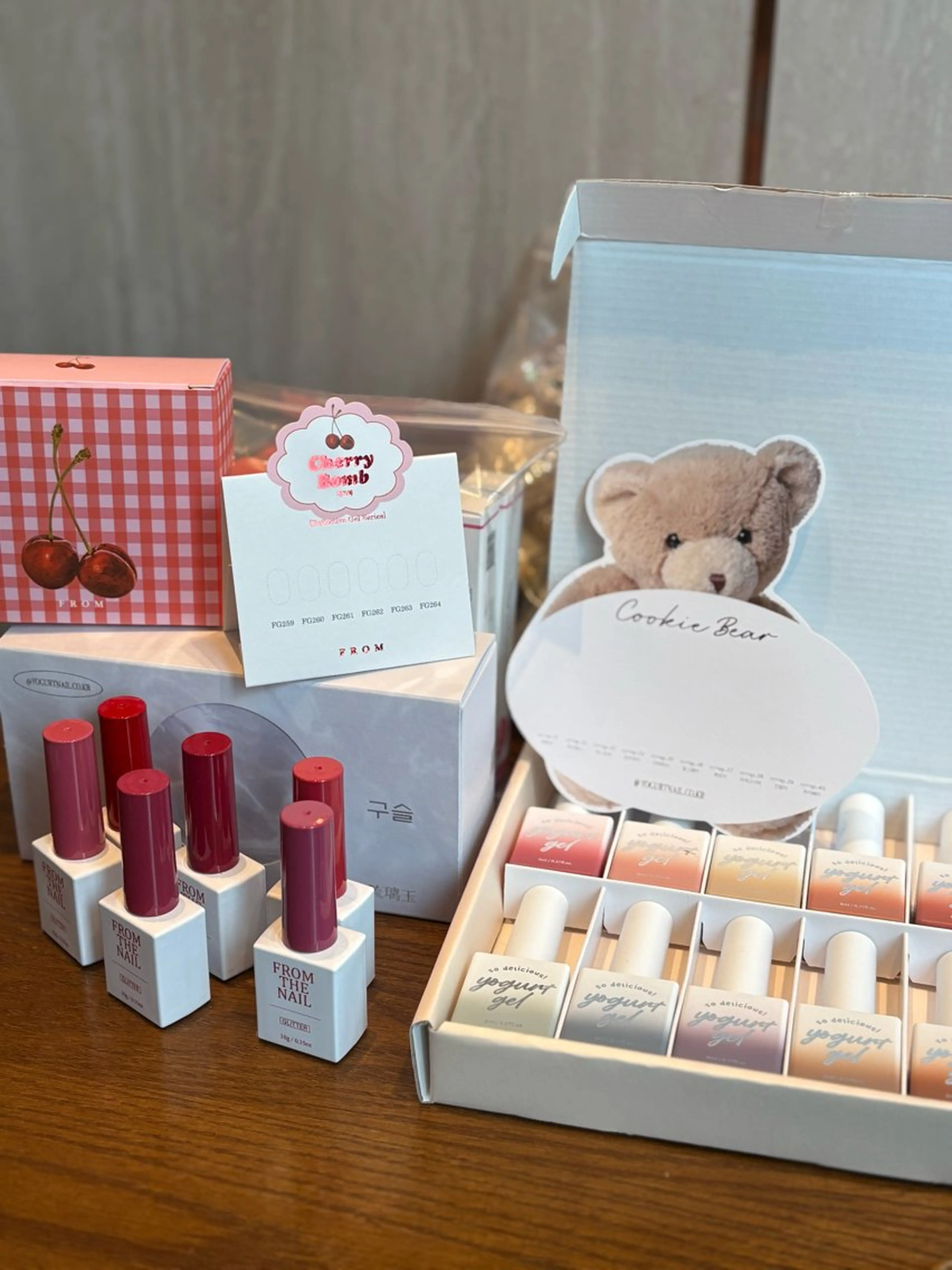 ネイル ジェルネイル 韓国ネイル NailSalon✨ Écrinエクランのネイルデザイン