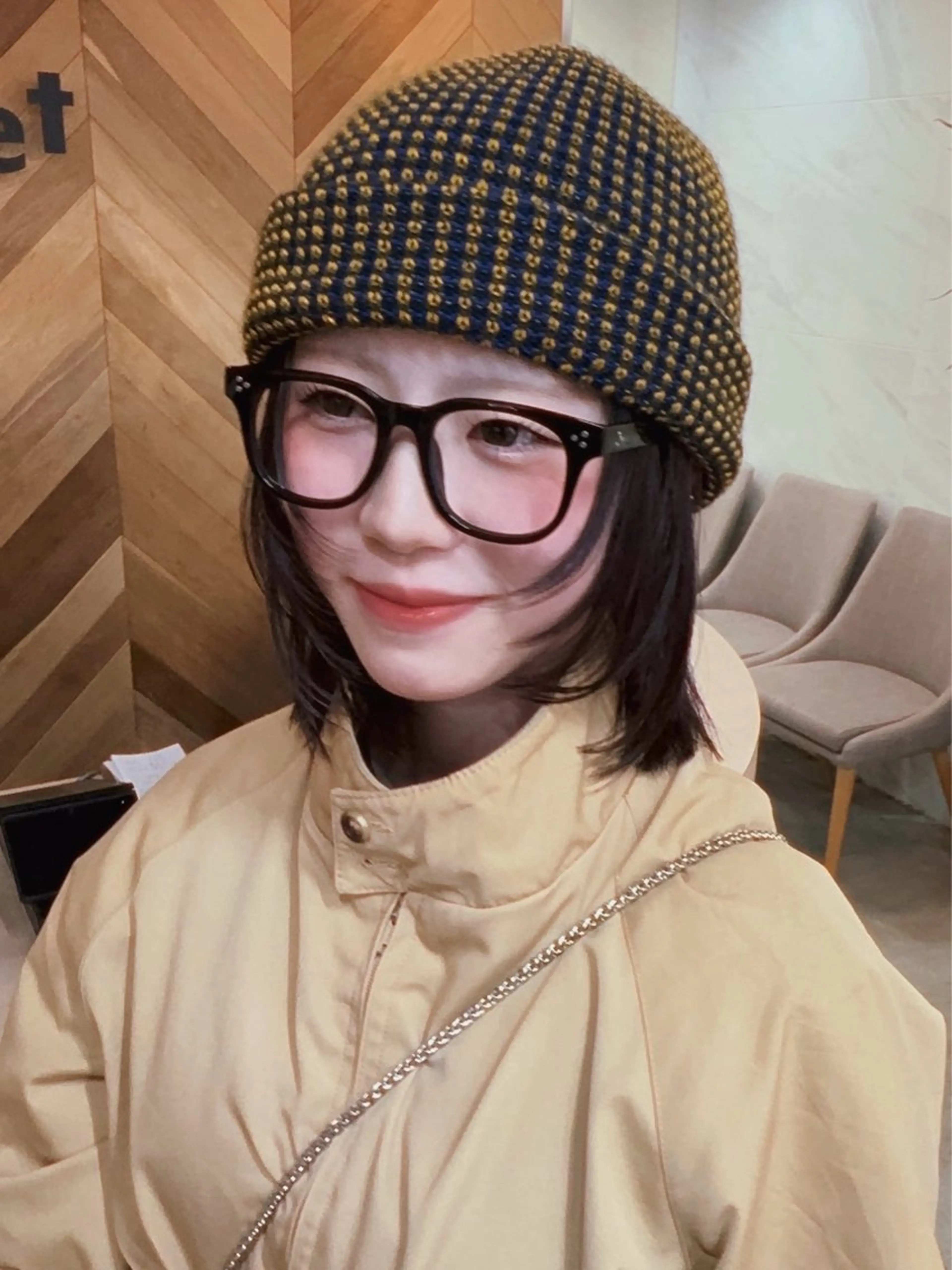 ショート カラー レイヤーカット Pocket仙台 💚モエリのヘアスタイル