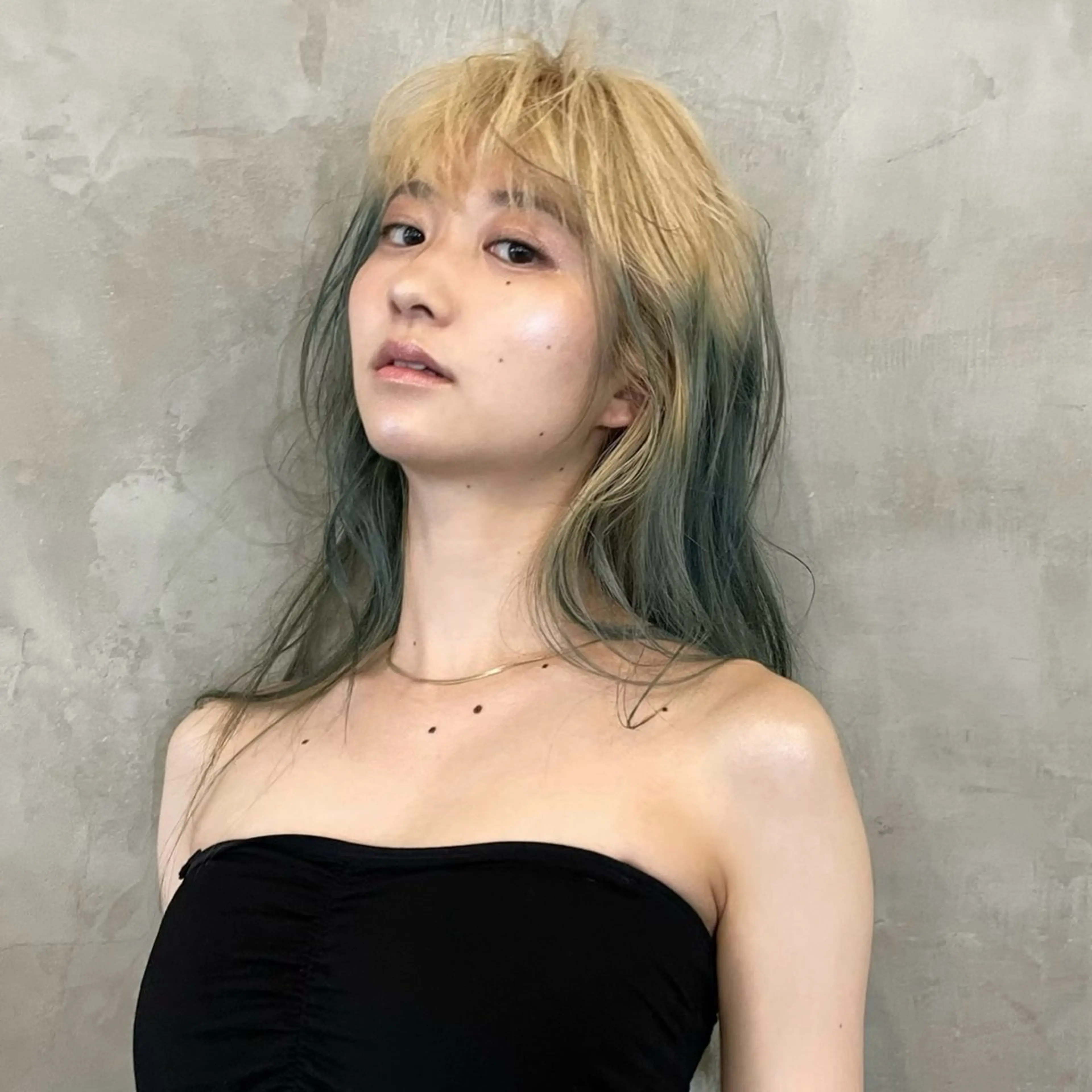 ロング カラー 🫧ハイトーン✨格安 より質💐マンツーマのヘアスタイル