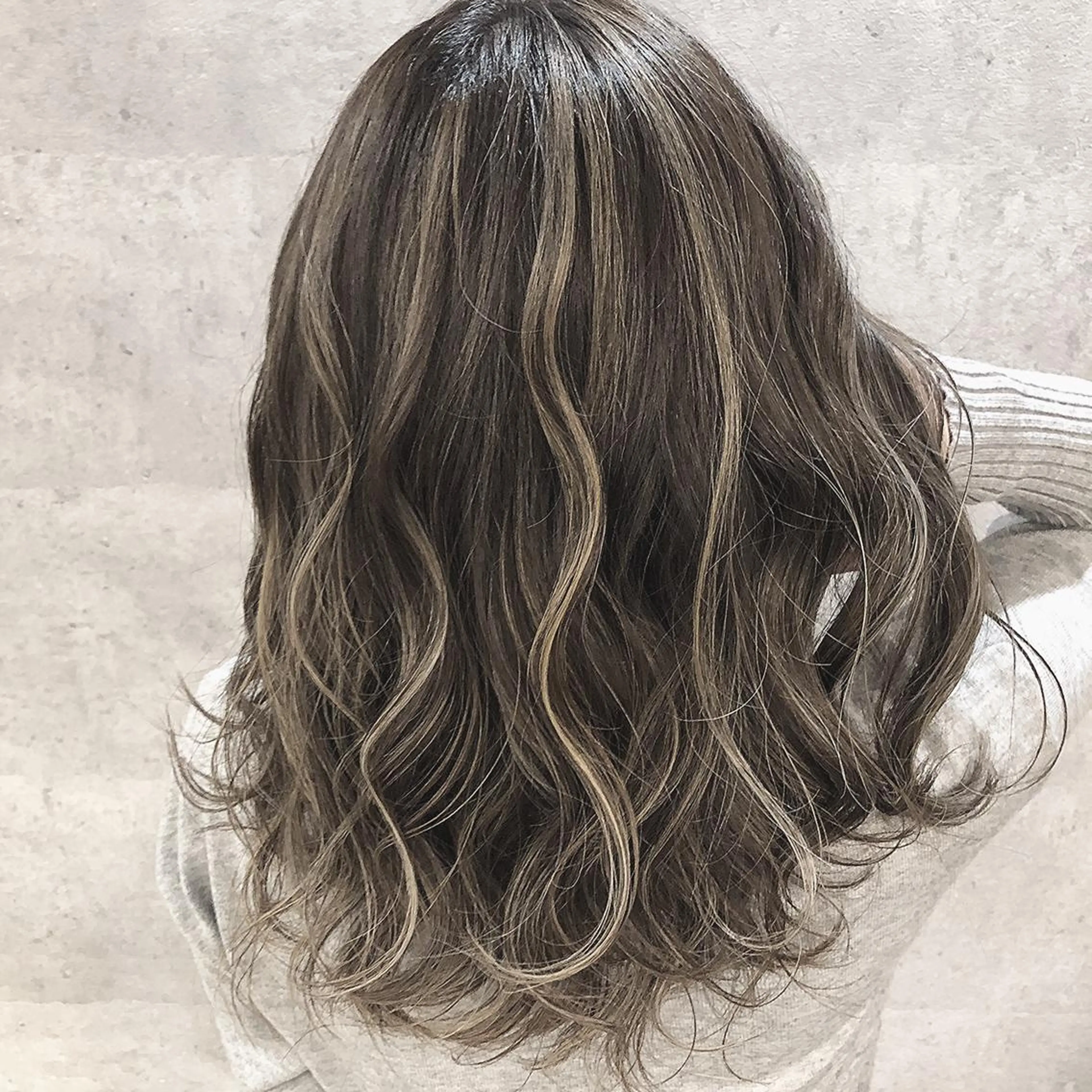 ロング カラー ハイライトカラー ハイライト ✨ハイトーン✨ 濱田知孝のヘアスタイル