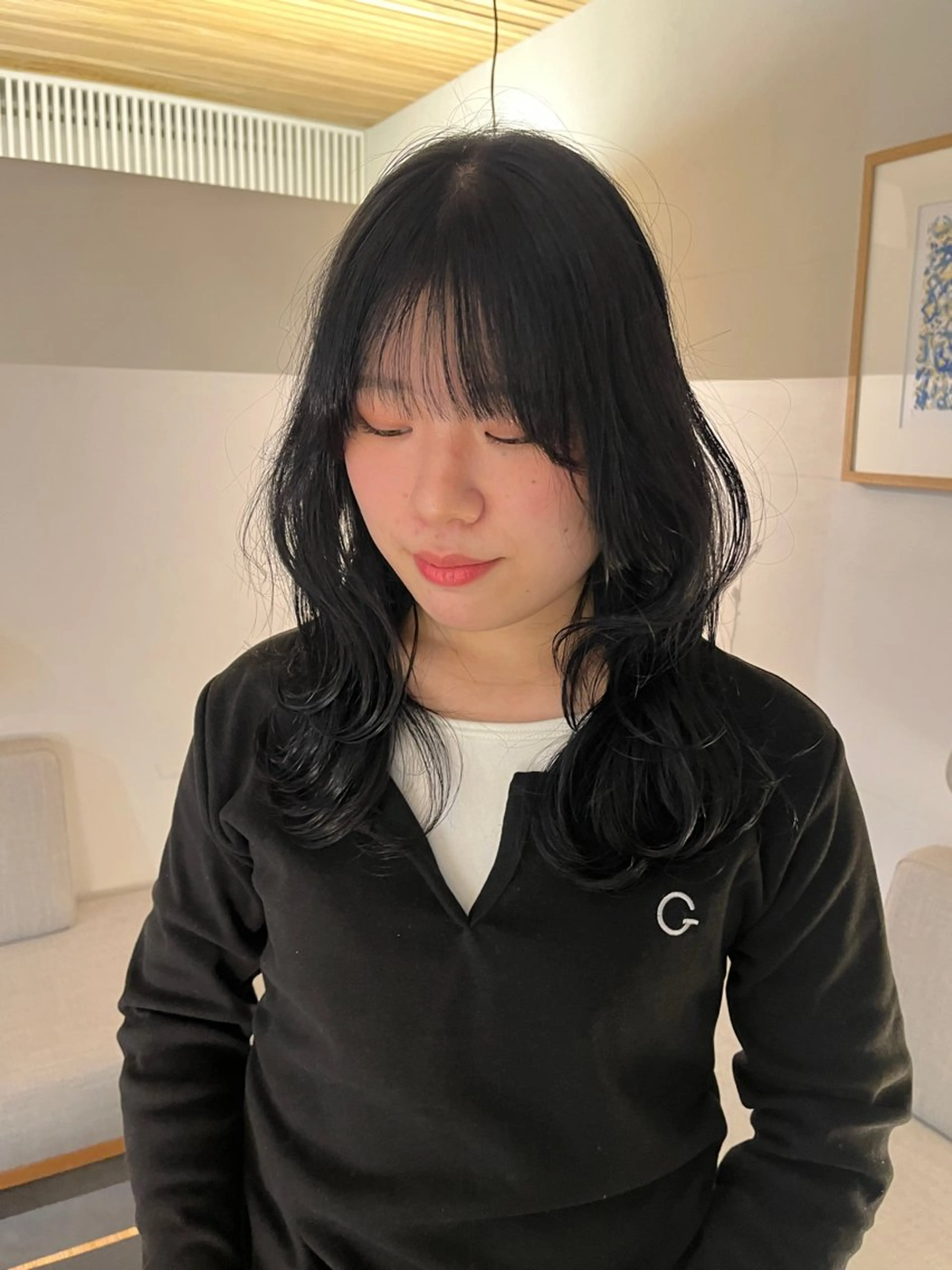 セミロング ボブパーマ🥣KON コンナツミのヘアスタイル