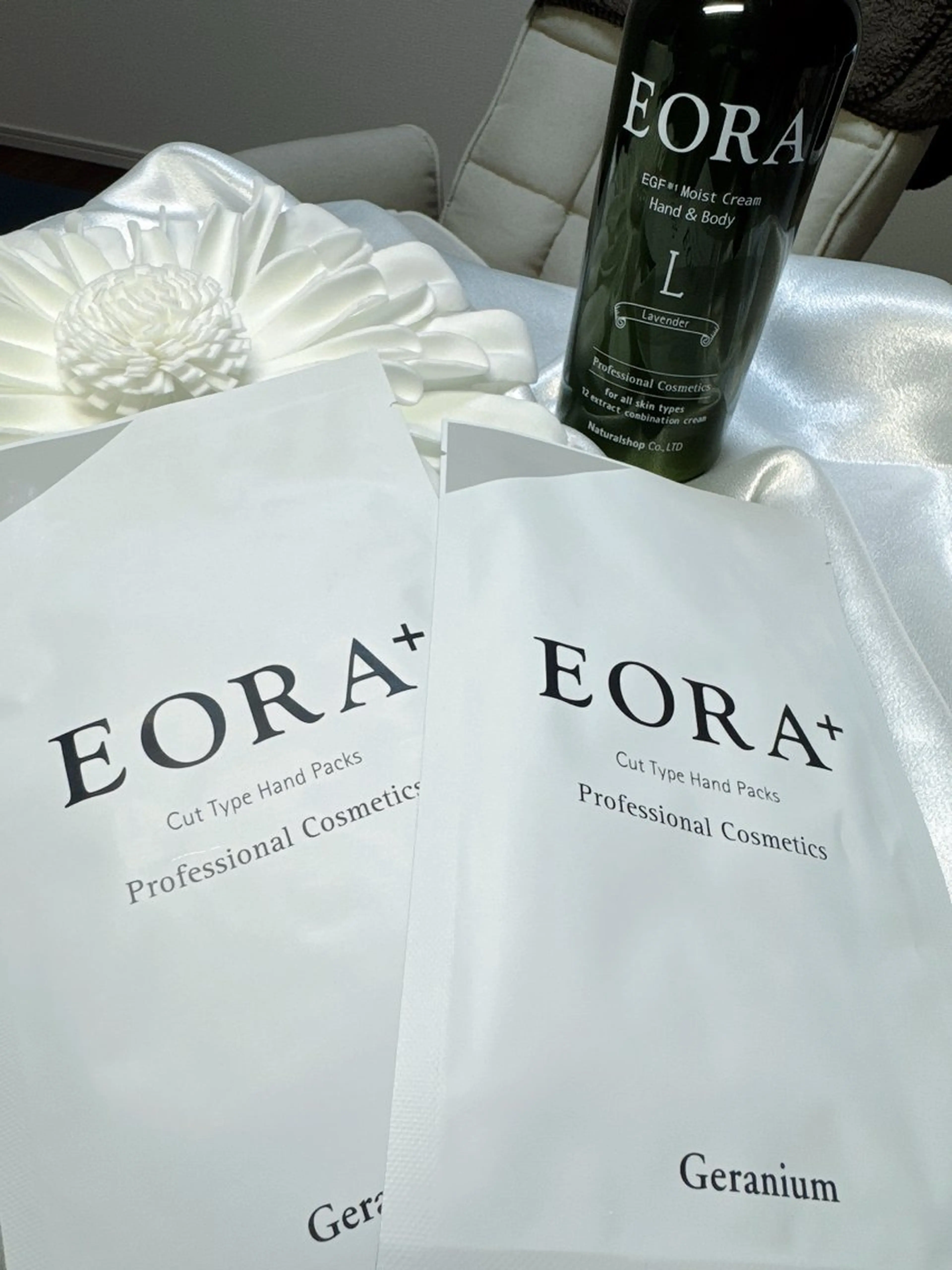 ハンドマッサージ+ハンドパックの写真