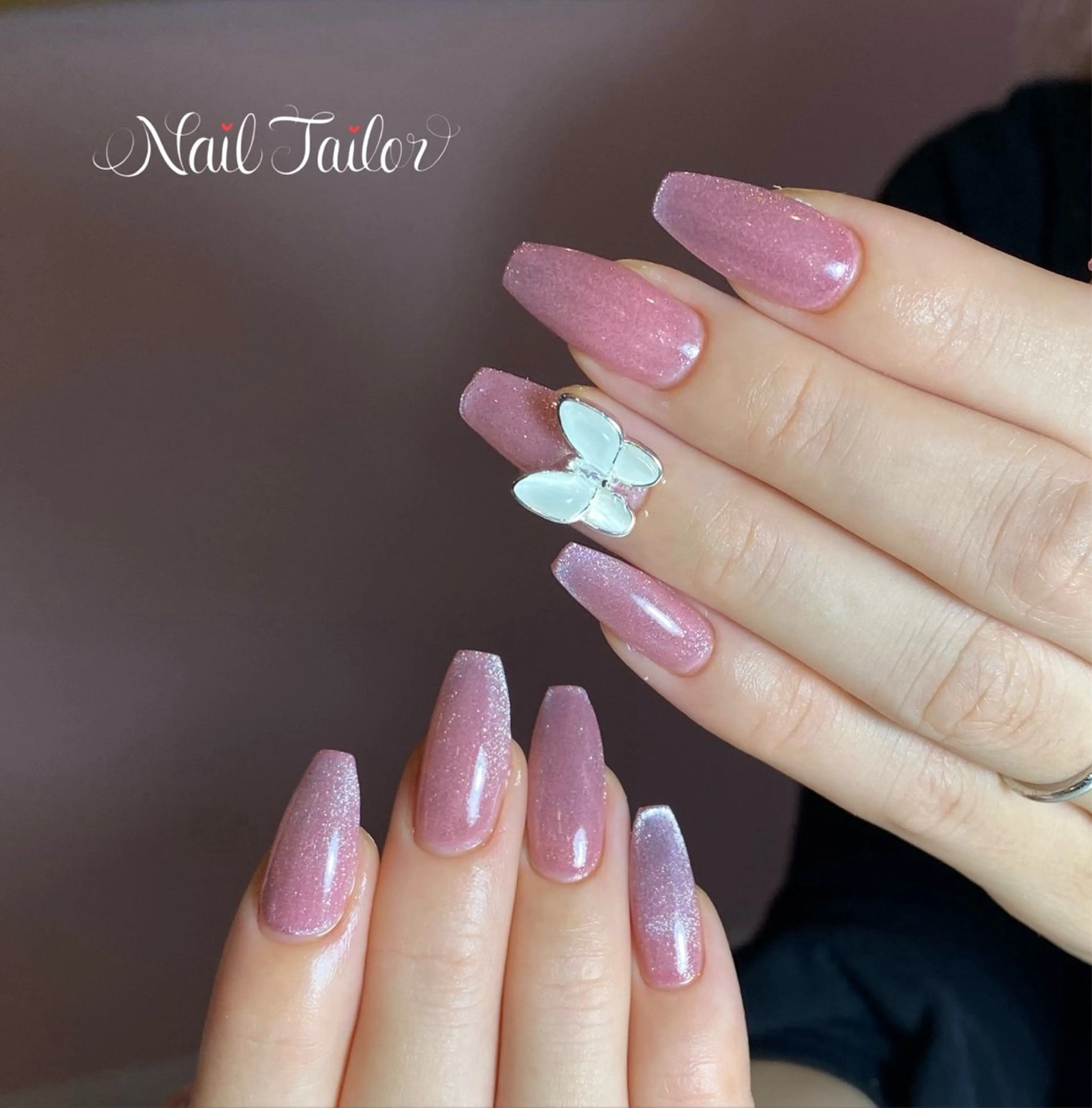 ネイル 長さ出し ジェルネイル キラキラネイル マグネットネイル ワンカラーネイル ハンドネイル NailTailor ネイルテイラーのネイルデザイン