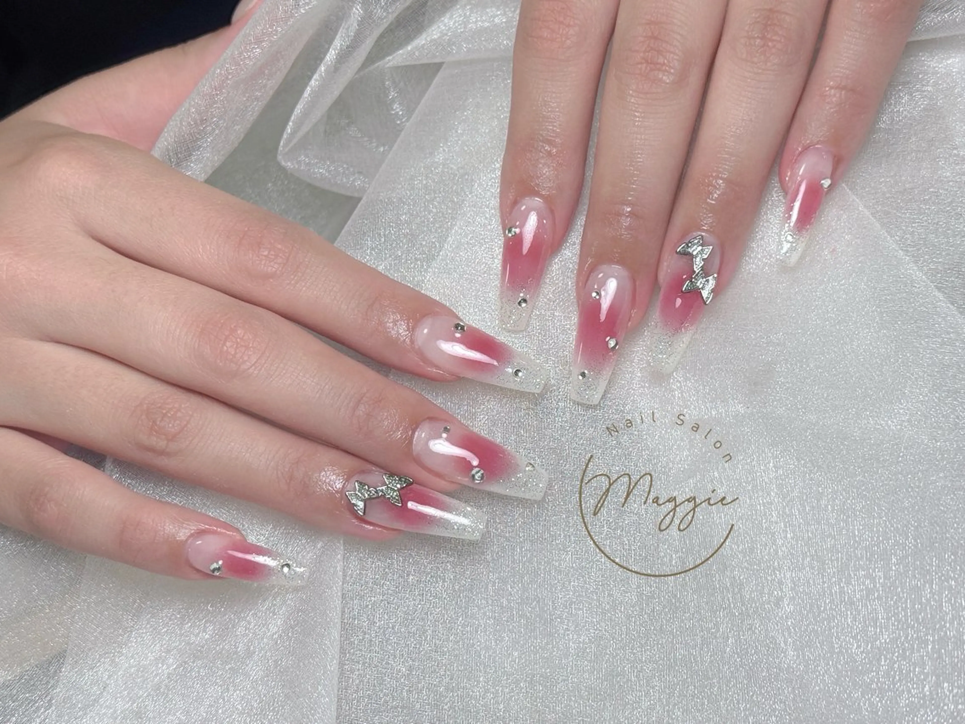 ネイル Maggie Nail🦩のネイルデザイン