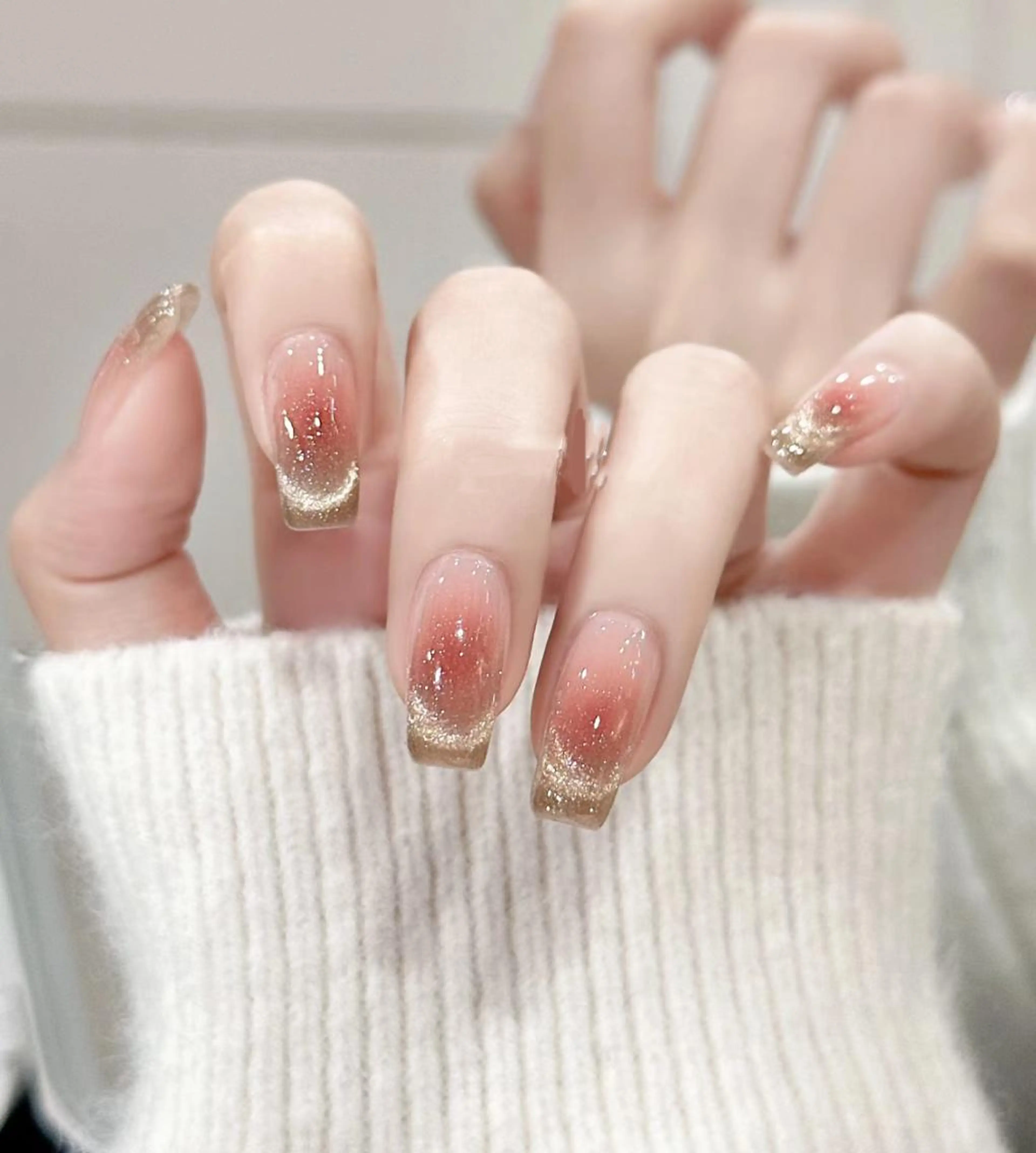 【🌸限定ワンホン🌸大人気】チークマグネットのグラデ+ストーン8個★超絶可愛いの写真