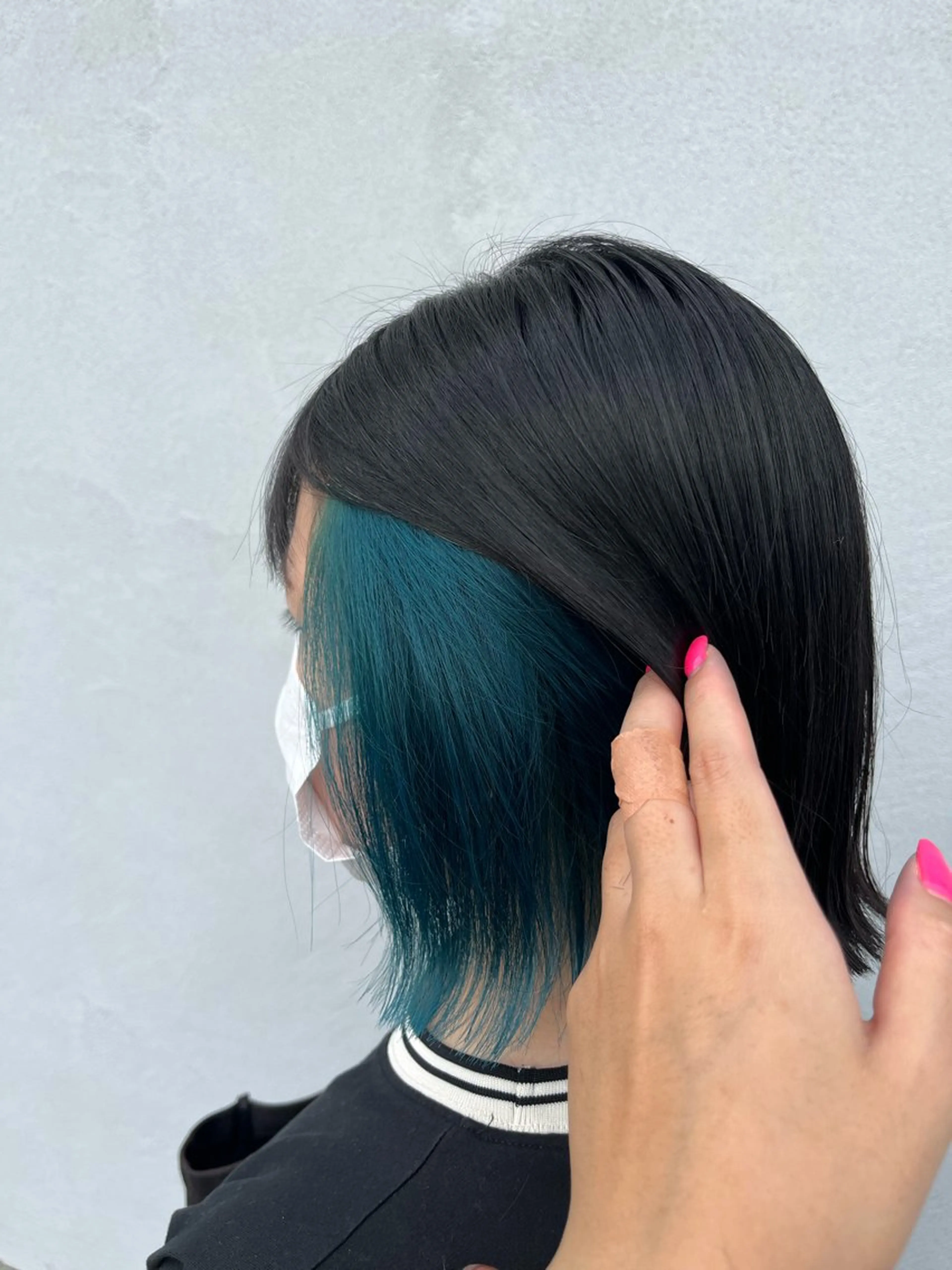 ショート ボブ ヘアカラー トリートメント 伊津 綾理彩のヘアスタイル