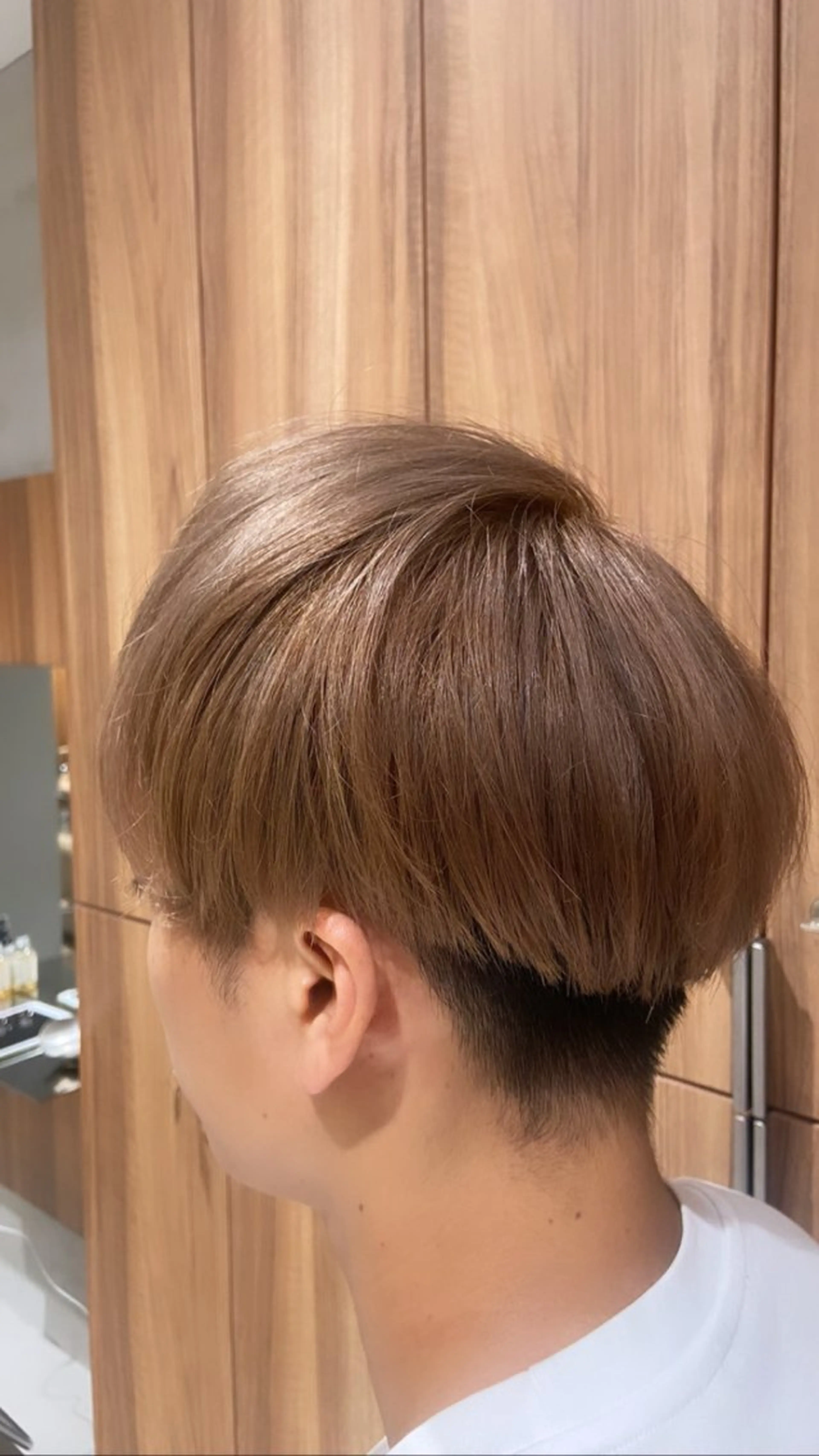 カラー ベージュカラー ブリーチ ミルクティーベージュ 🫒🫒ブリーチなし 艶カラー🫒ヤマシロのヘアスタイル