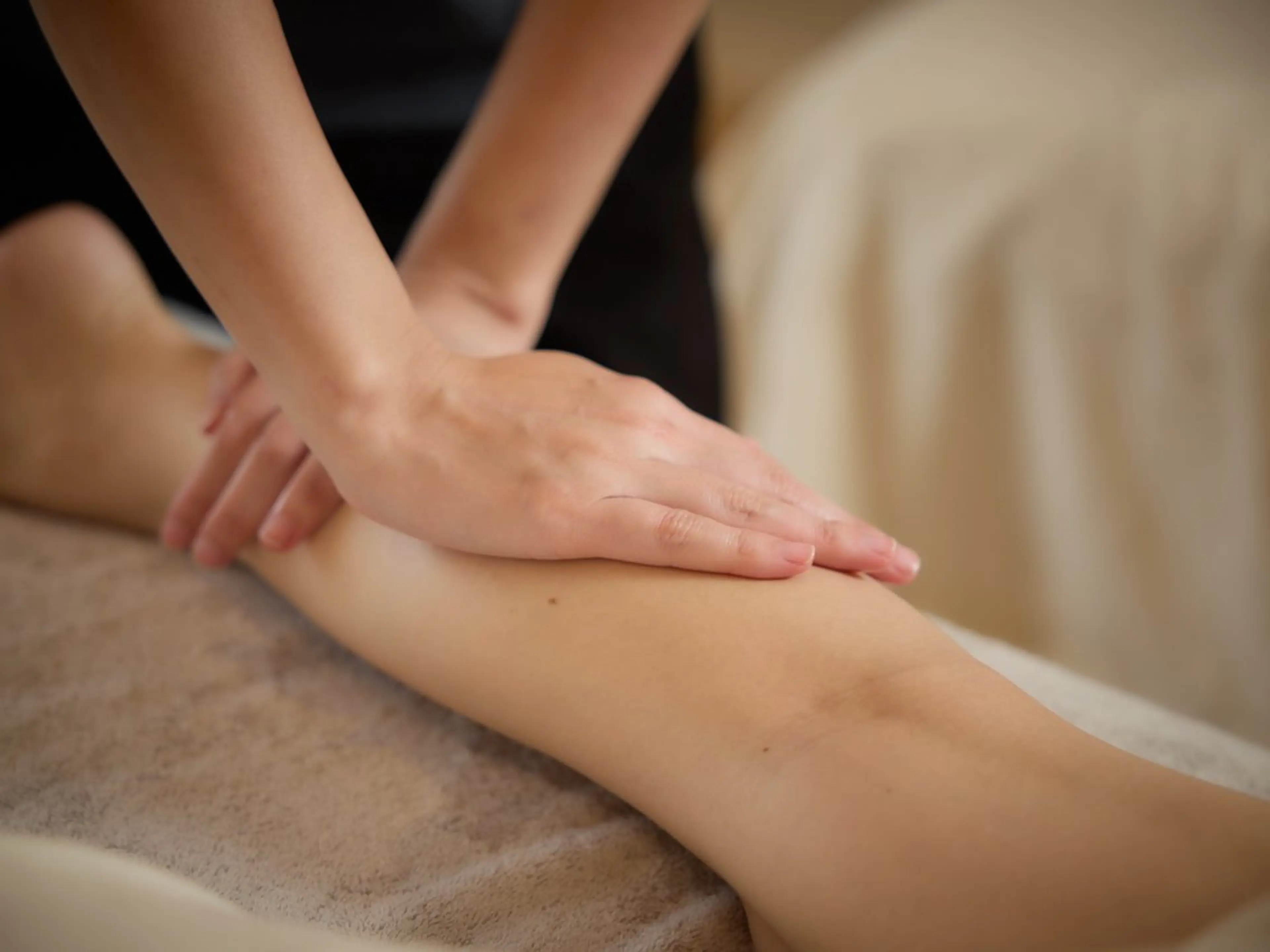 【特別価格30%OFF】背中のコリ×脚のむくみに★Body 45min￥9,430→￥6,600の写真