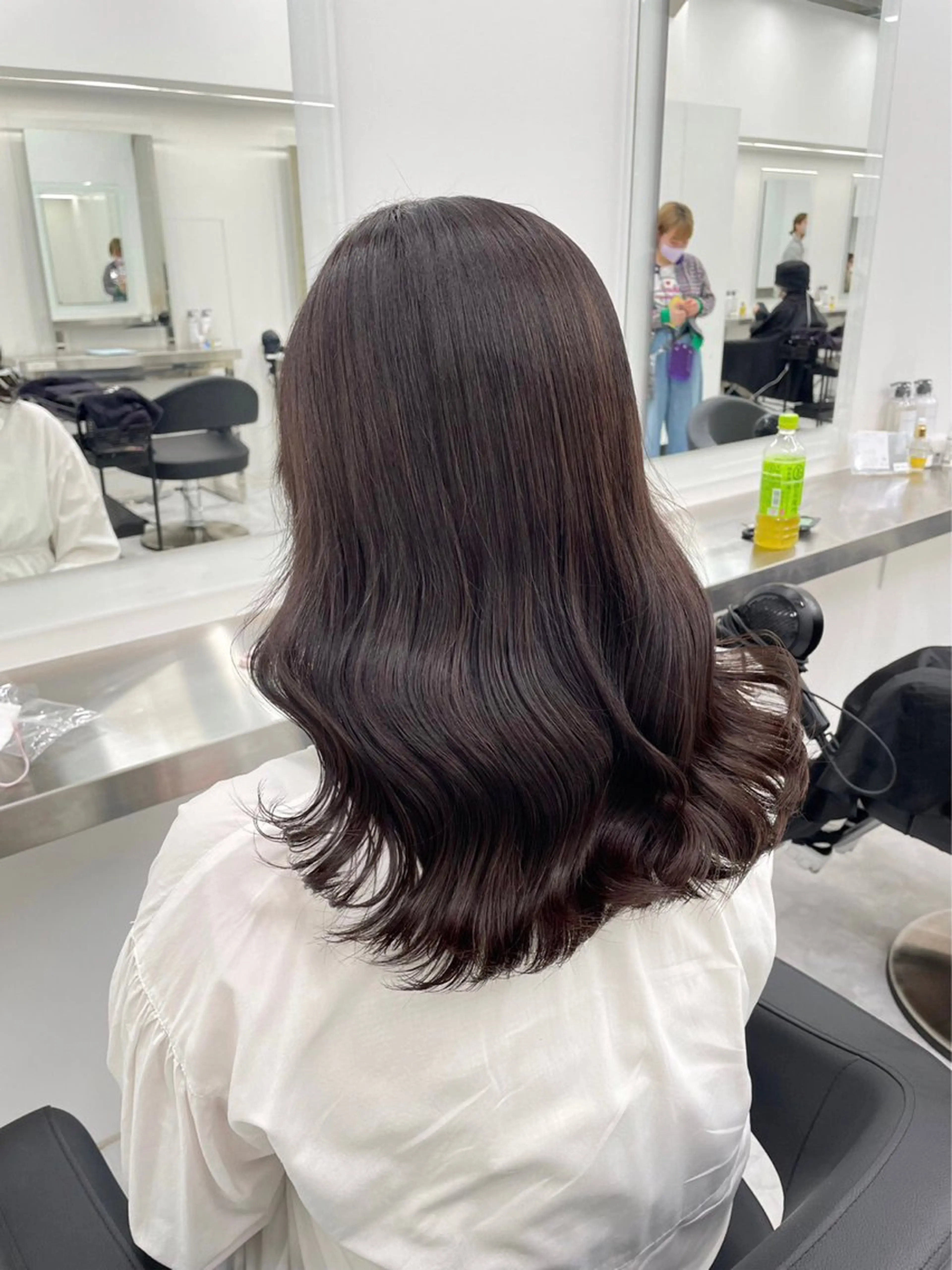 セミロング カラー ヘアアレンジ 🪞official FRUITS渋谷🩰のヘアスタイル