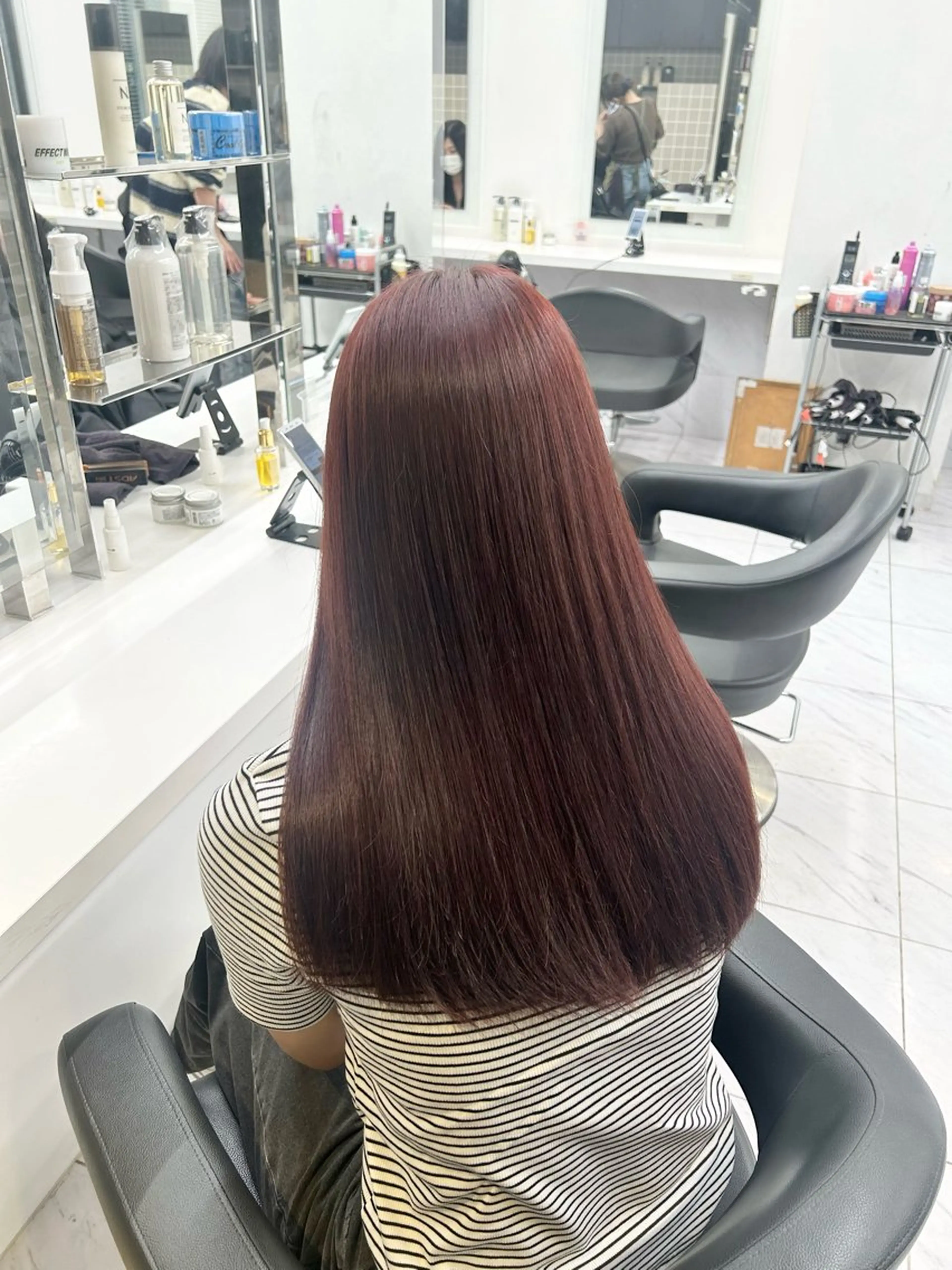 カラー ヘアカラー トリートメント 透明感ベージュ🤎 ナチュラルレイヤーのヘアスタイル