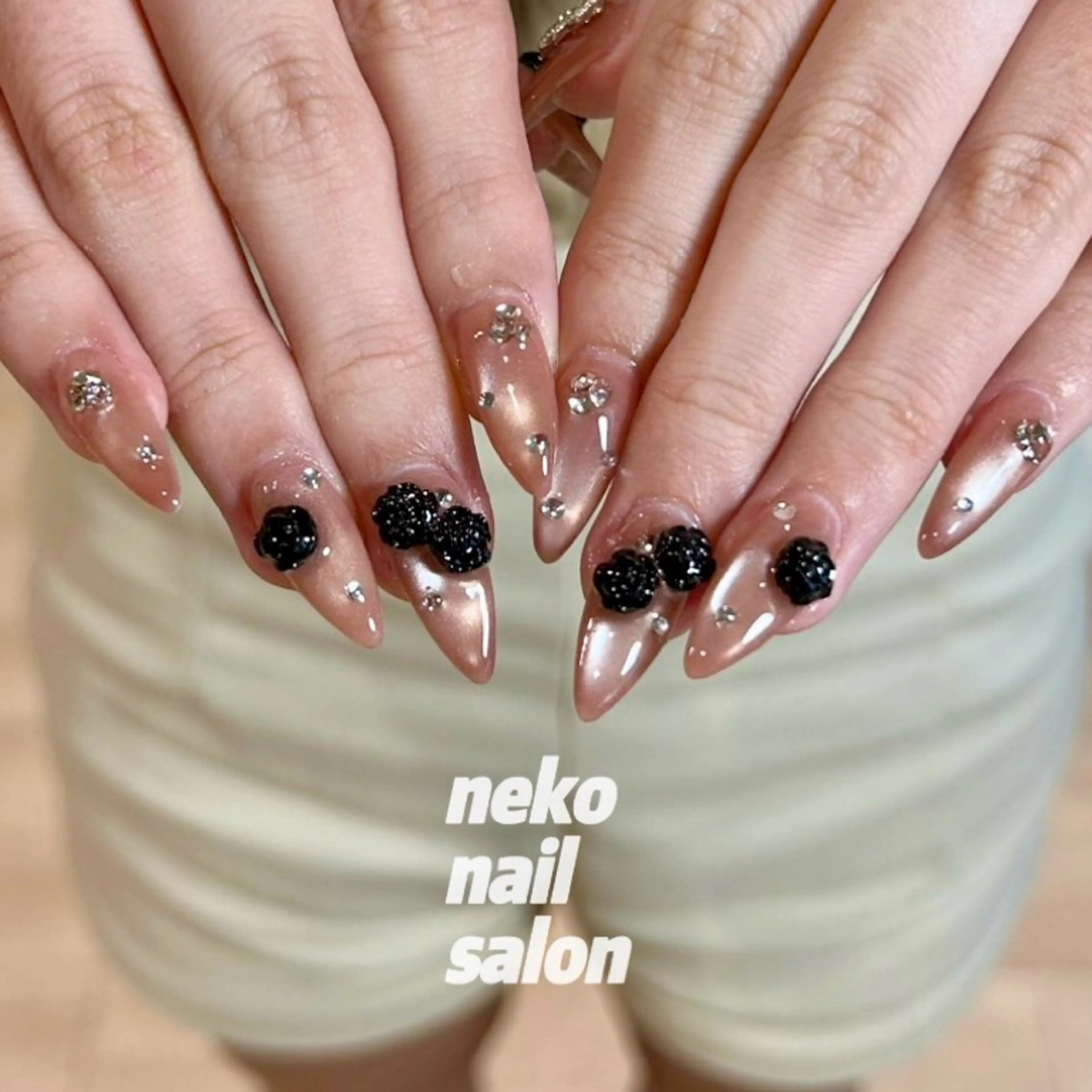 ネイル マグネットネイル ハンドネイル neko nailのネイルデザイン