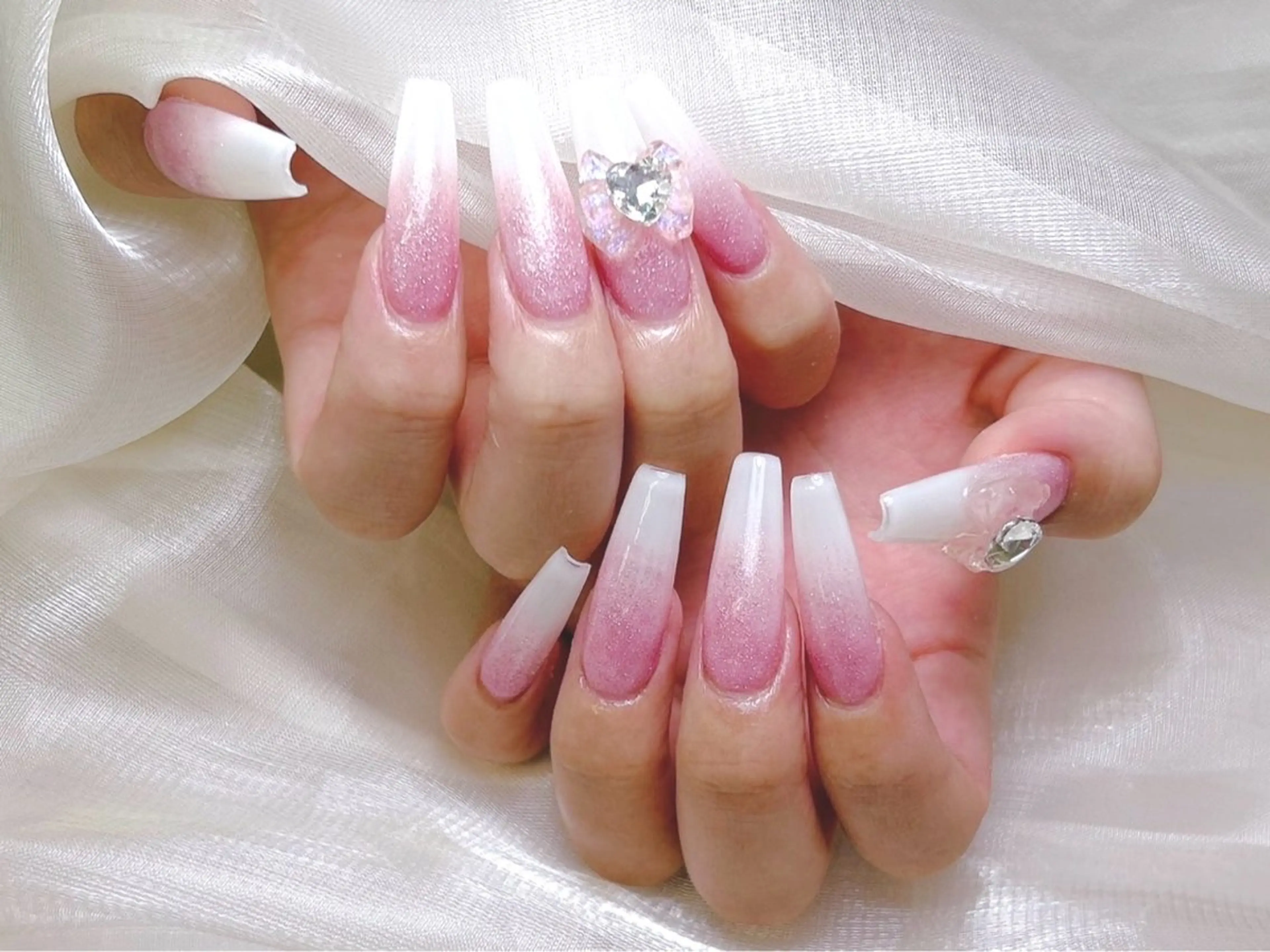 ネイル lucky nail 歌舞伎町のネイルデザイン