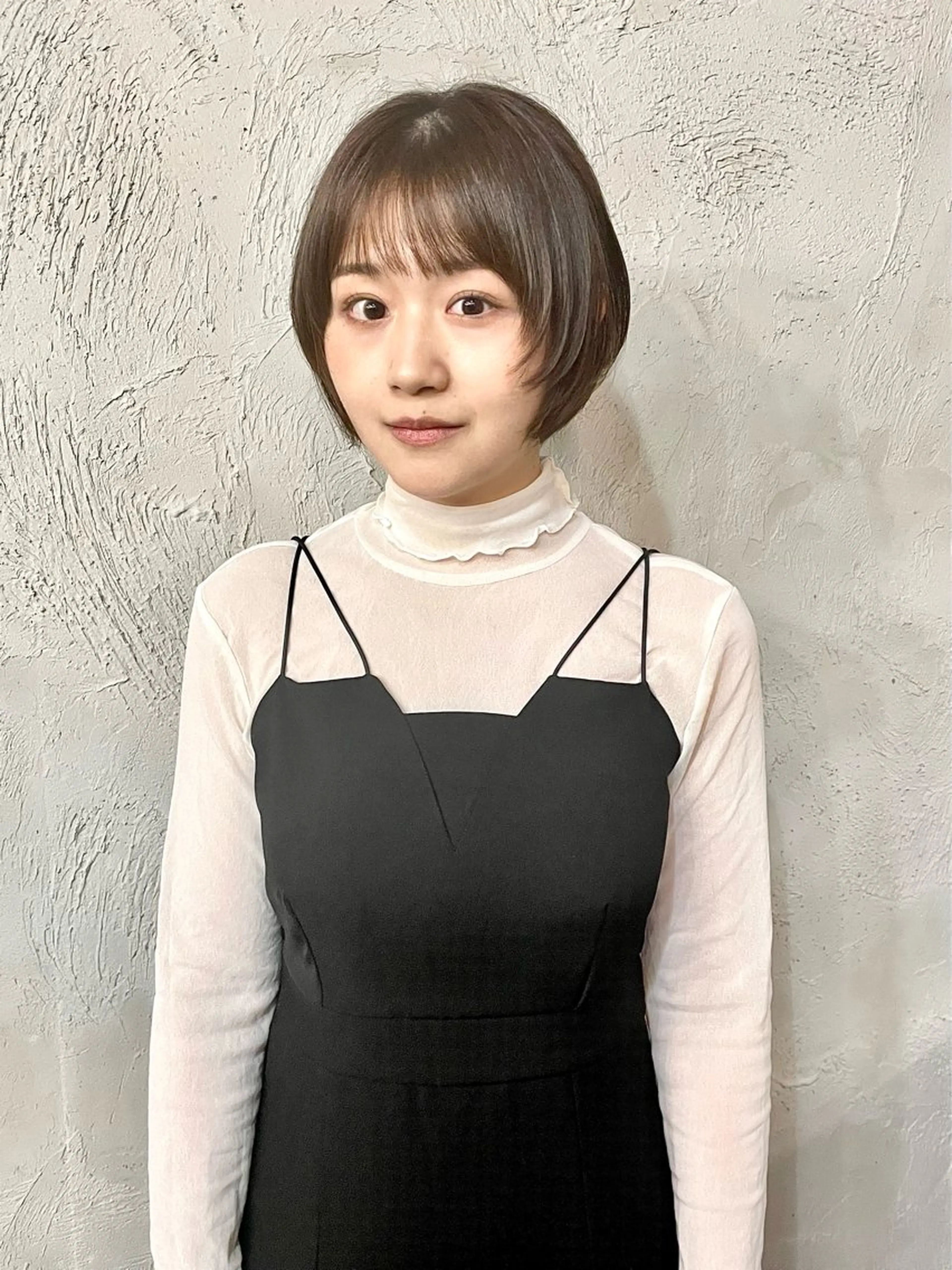 ショート カラー 岡田 恭明のヘアスタイル