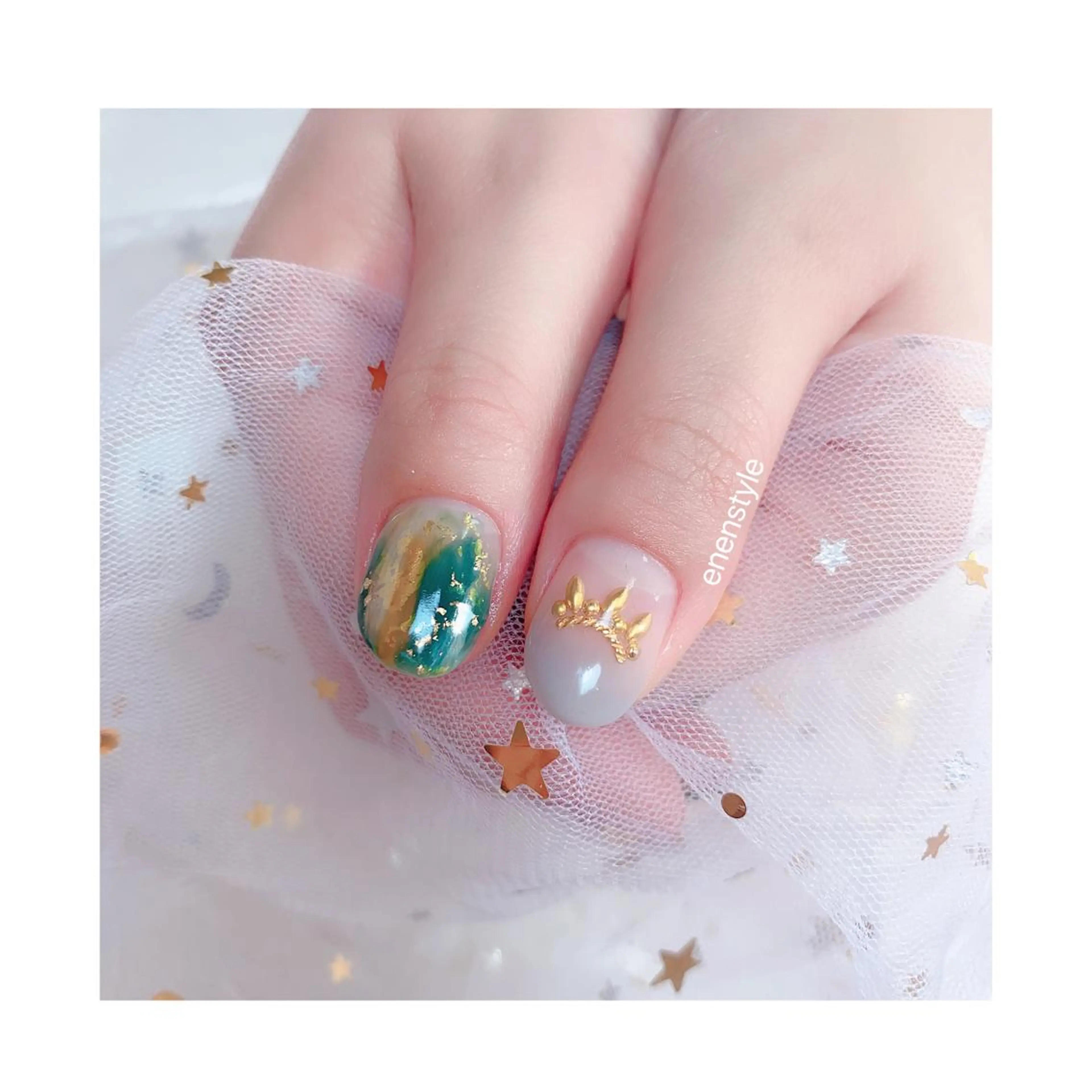 ショート ネイル ジェルネイル ニュアンスネイル オフィスネイル ワンカラーネイル パラジェル ハンドネイル 👑enen style👑のネイルデザイン