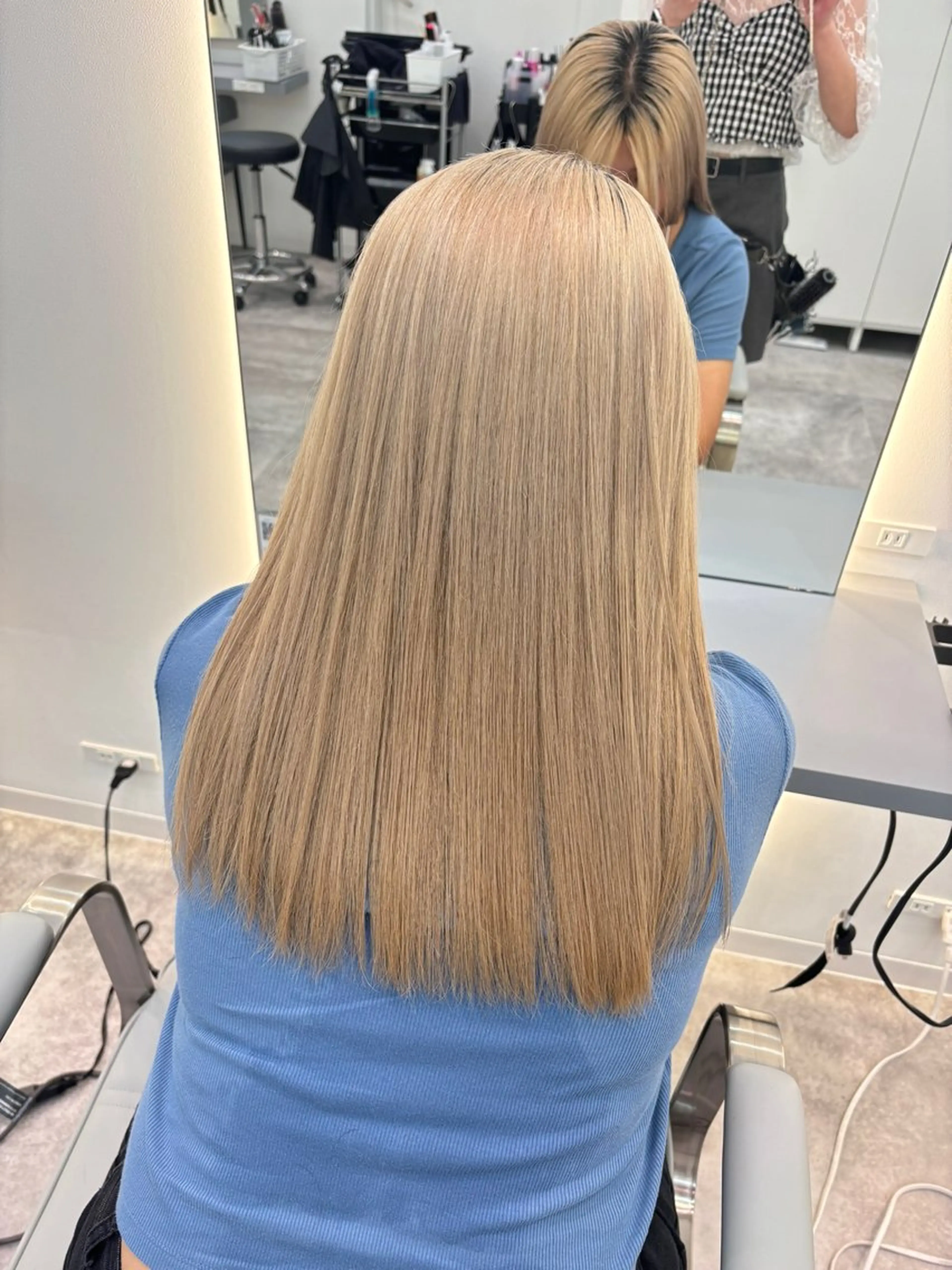 ロング ALLY所属・🫧透明感カラー🫧 AYANAのヘアスタイル