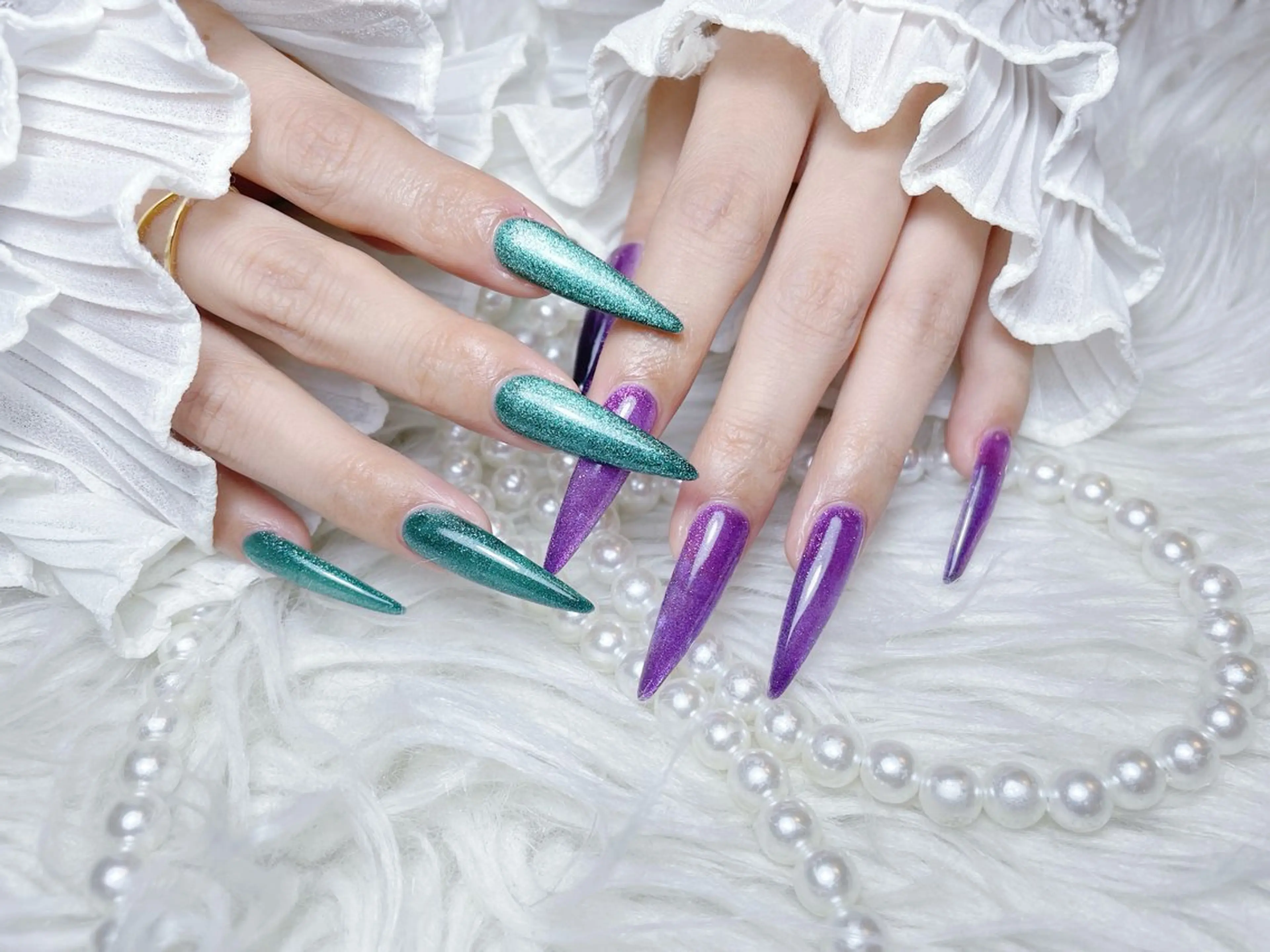 ネイル チークネイル 長さ出し フラワーネイル フレンチネイル ガーリー NEW NAIL 池袋のネイルデザイン