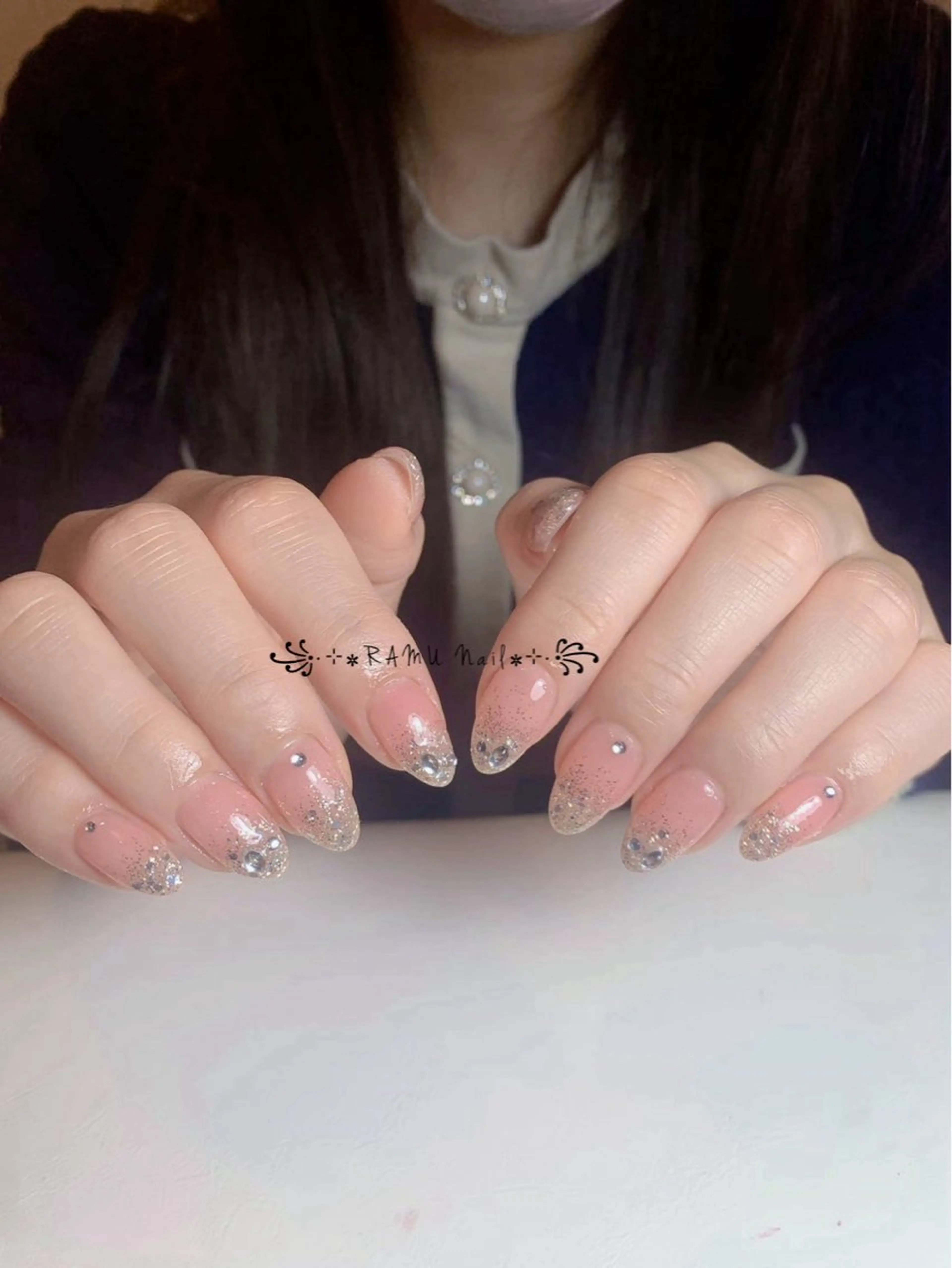 ネイル チークネイル フレンチネイル グラデーション キラキラネイル 韓国ネイル ハンドネイル RAMU Nail 恵比寿店のネイルデザイン