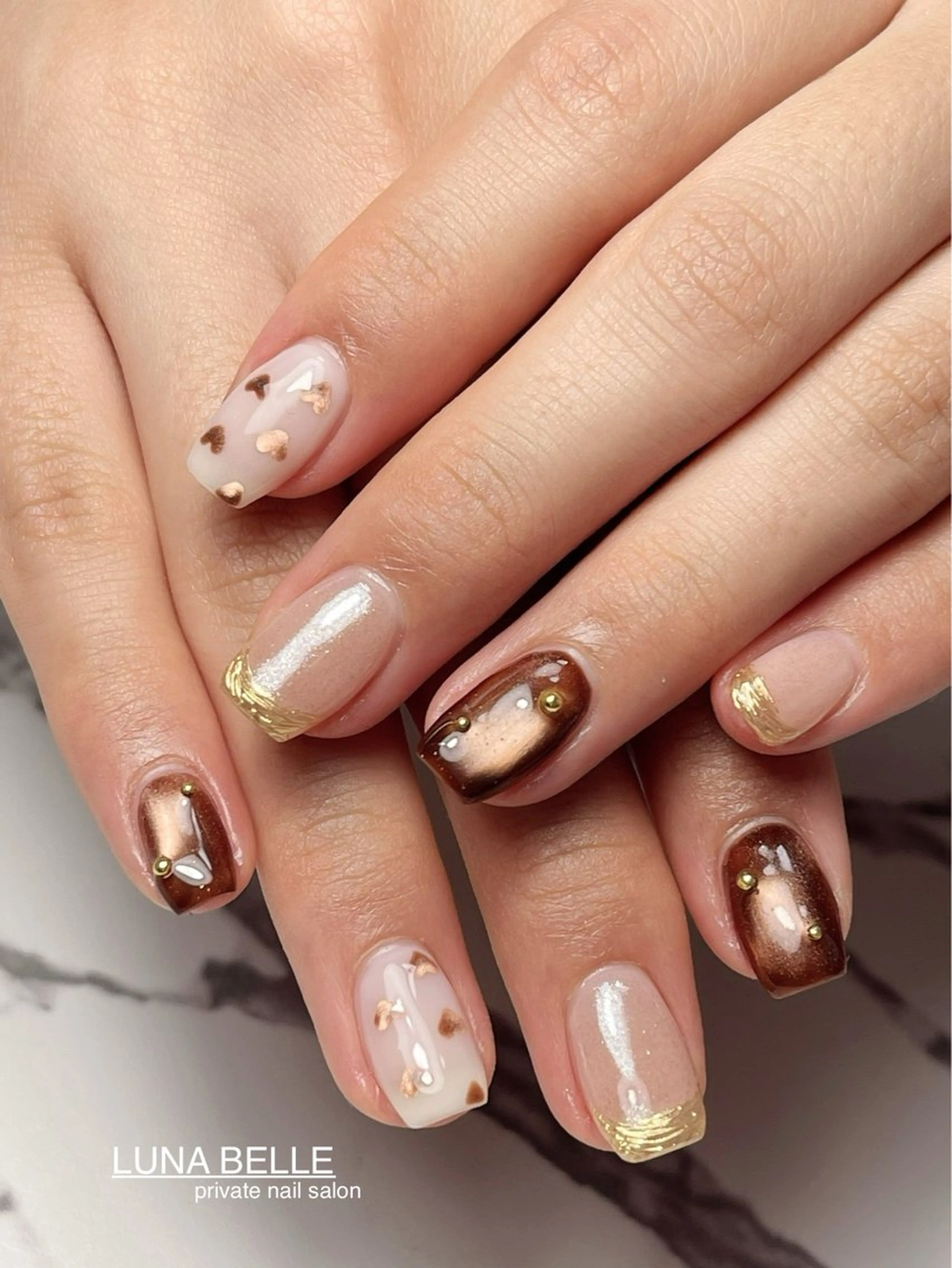 ネイル オーロラネイル ハート マグネットネイル ミラーネイル ハンドネイル LUNA BELLEのネイルデザイン