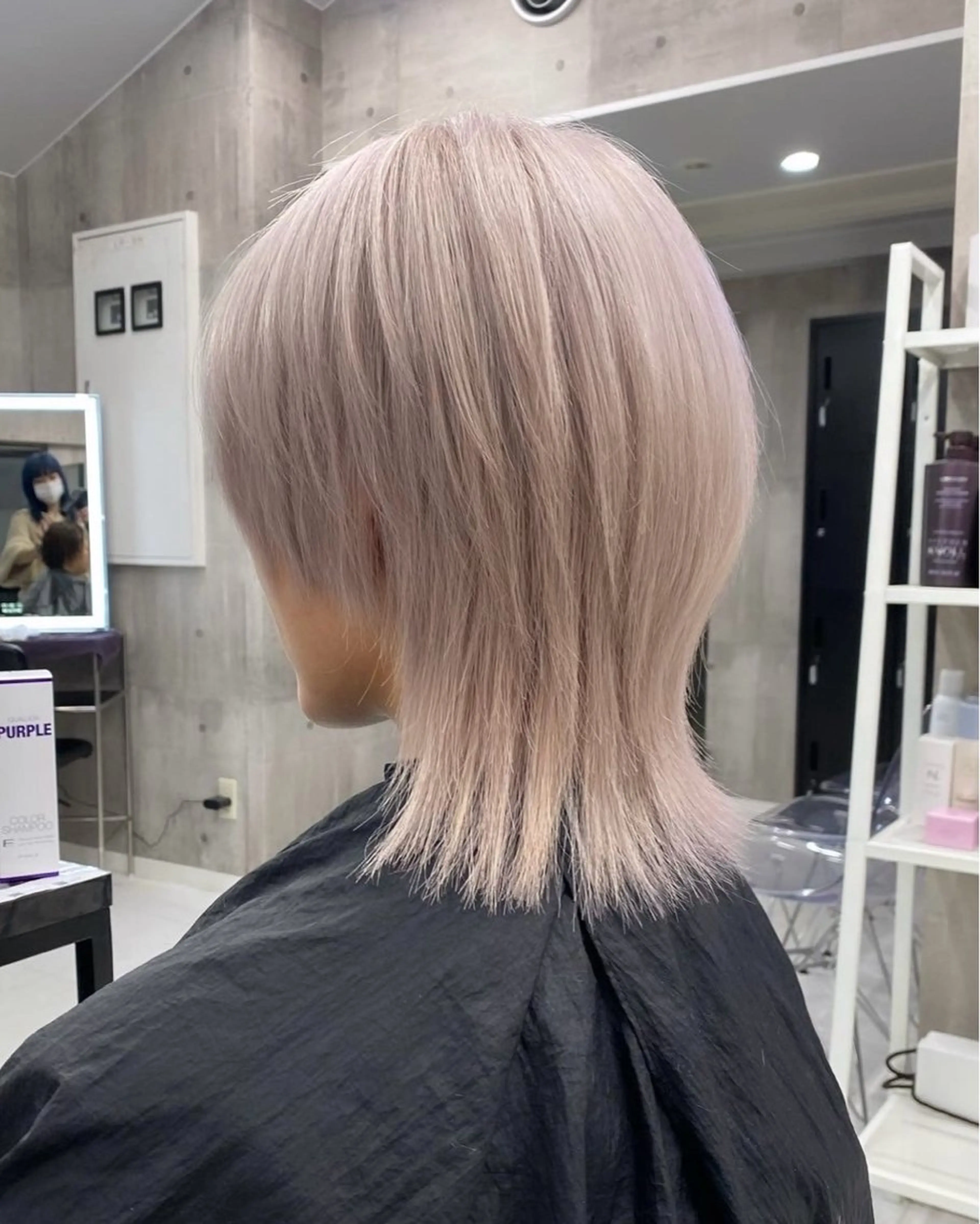 ショート カラー パーマ ヘアアレンジ メンズ キッズ ヘアカラー トリートメント レイヤー×ハイトーン / mihana🪐のヘアスタイル