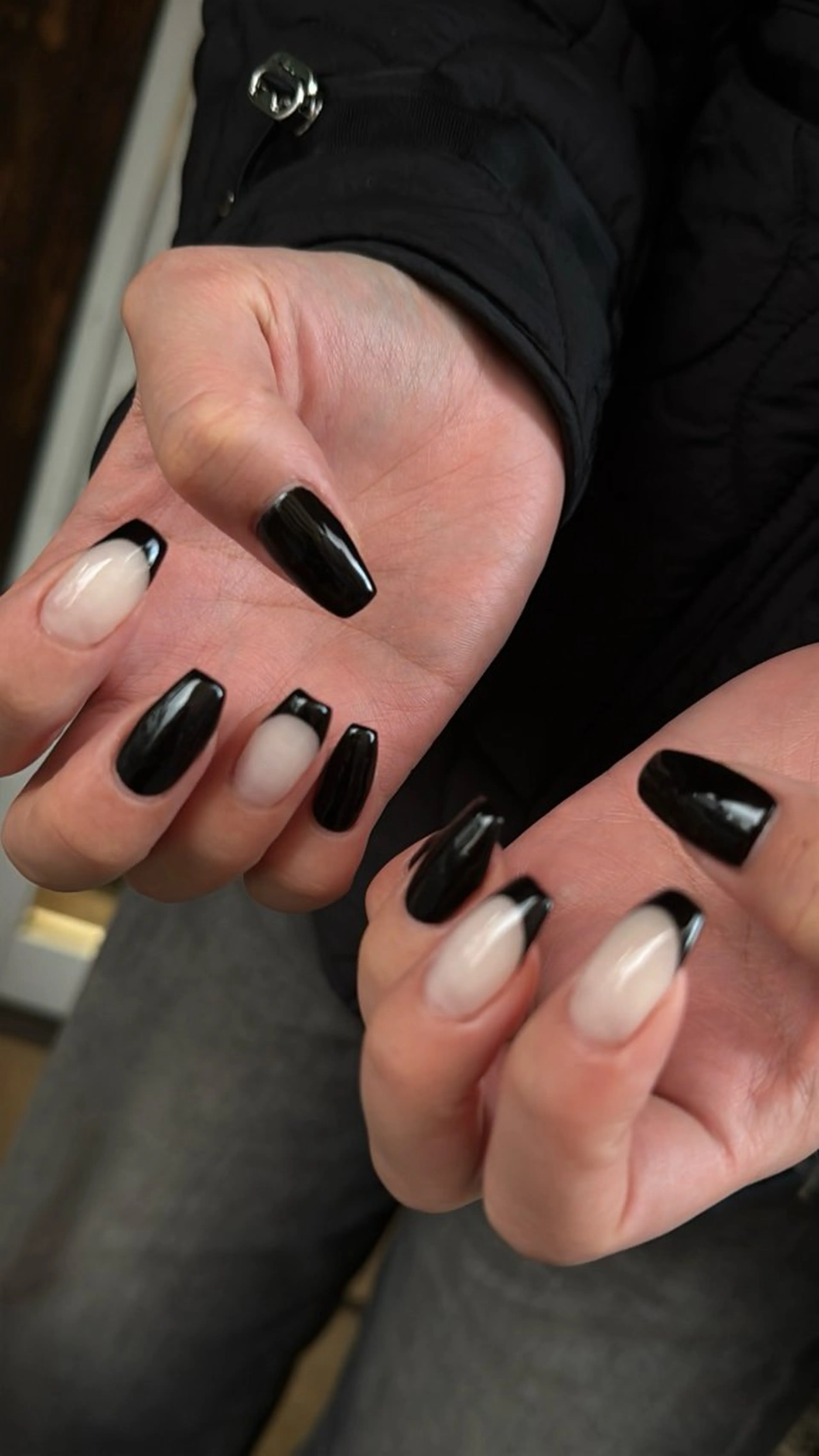 ネイル フラッシュネイル フットネイル フレンチネイル 韓国ネイル マグネットネイル SAKU nail 作島茜のネイルデザイン