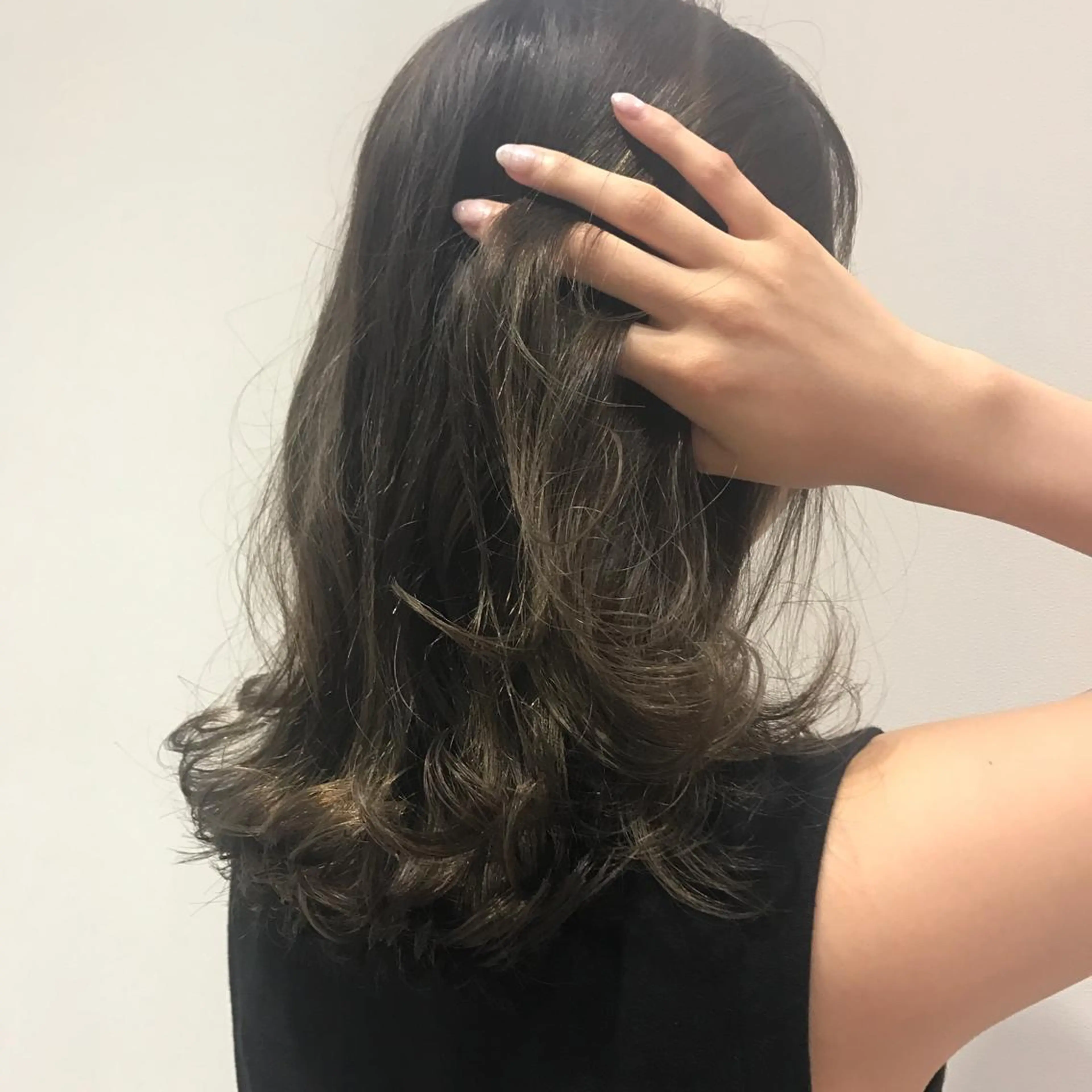 セミロング カラー 田中 千尋のヘアスタイル