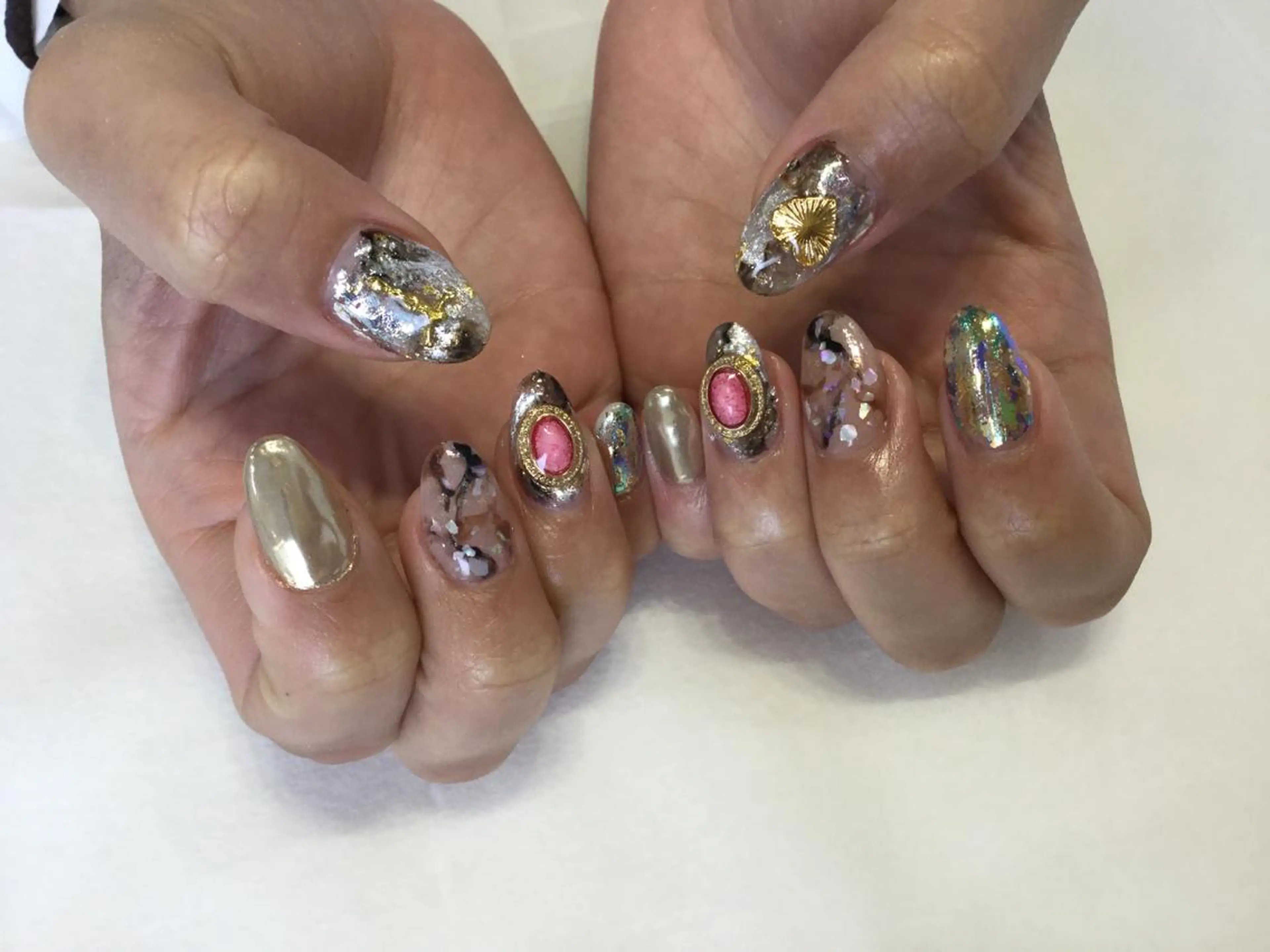 ネイル ハンドネイル 💎🐰 saki. m 🐰💎のネイルデザイン