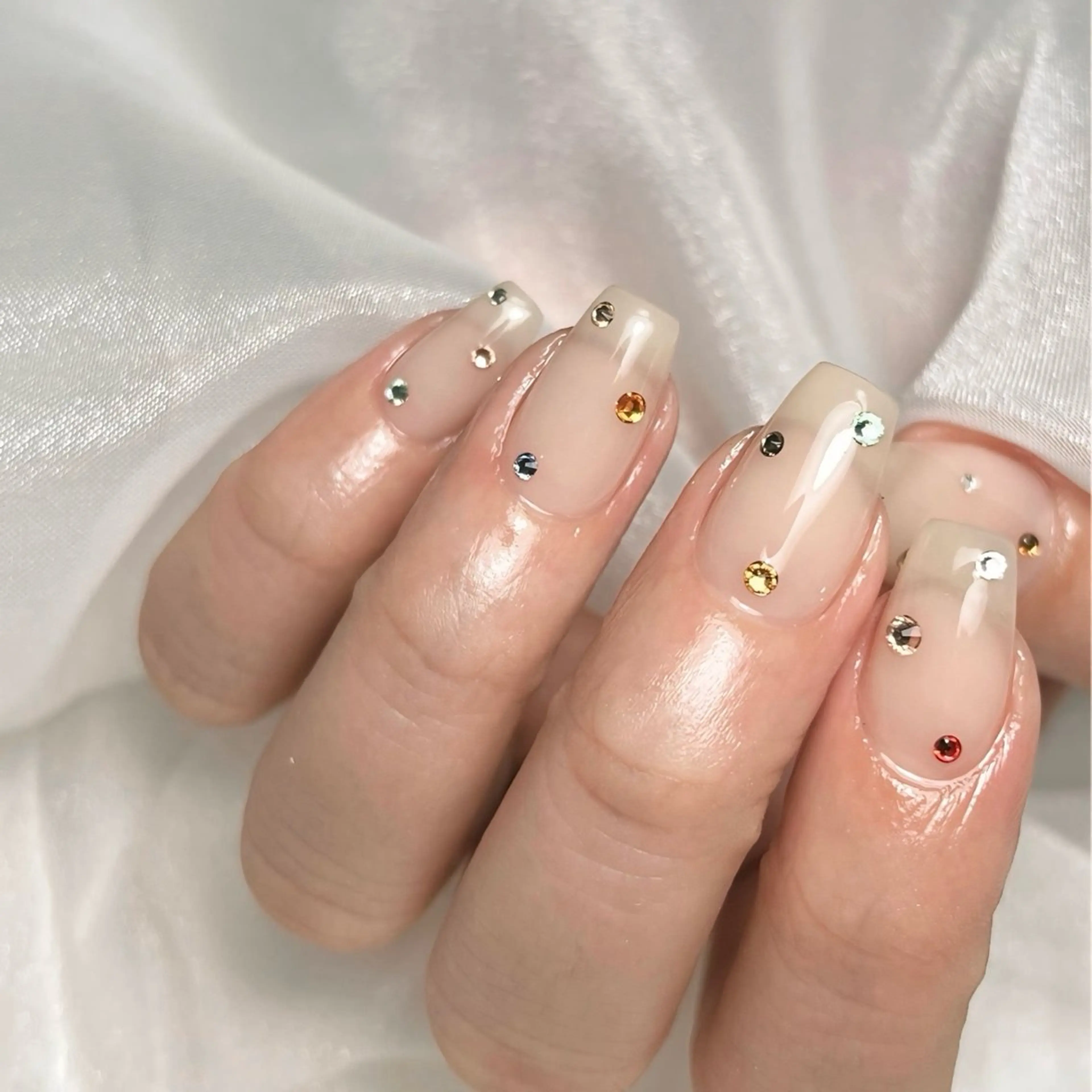 ネイル ハンドネイル CIVOLI niiのネイルデザイン